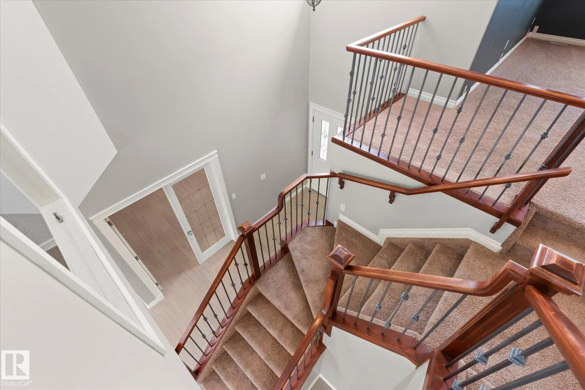 23 LAMPLIGHT Cove