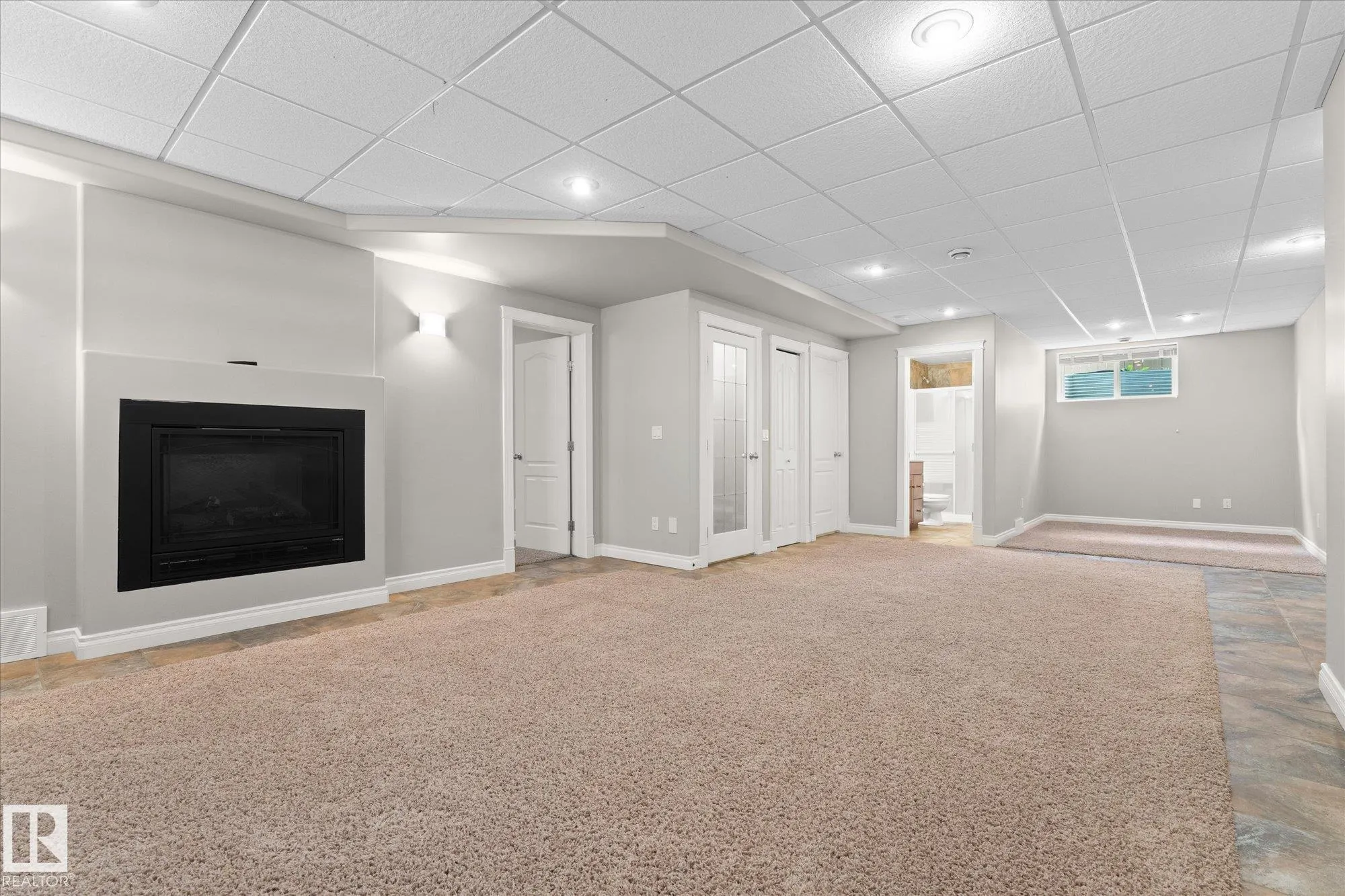 23 LAMPLIGHT Cove