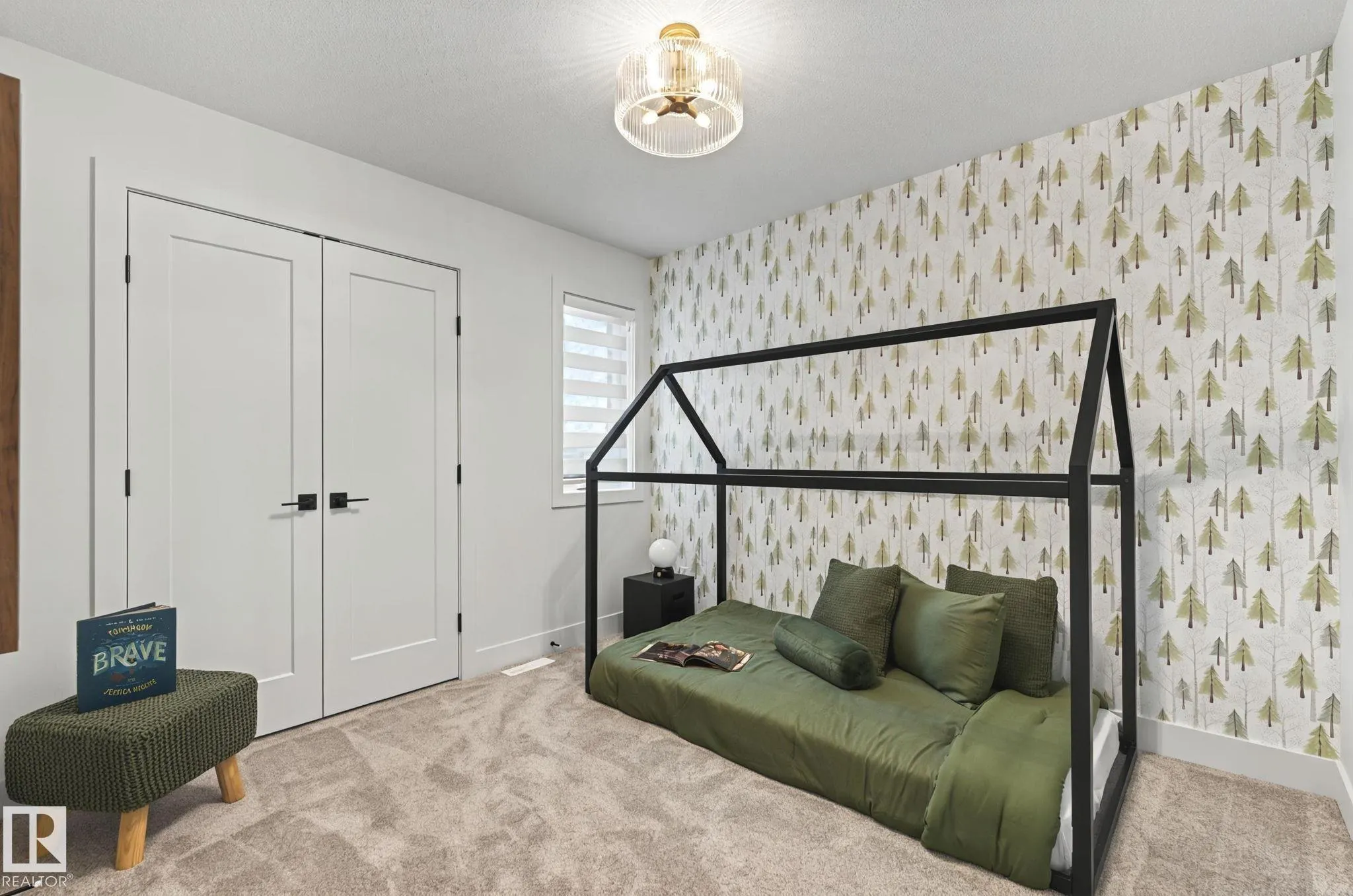 104 Lilac Close