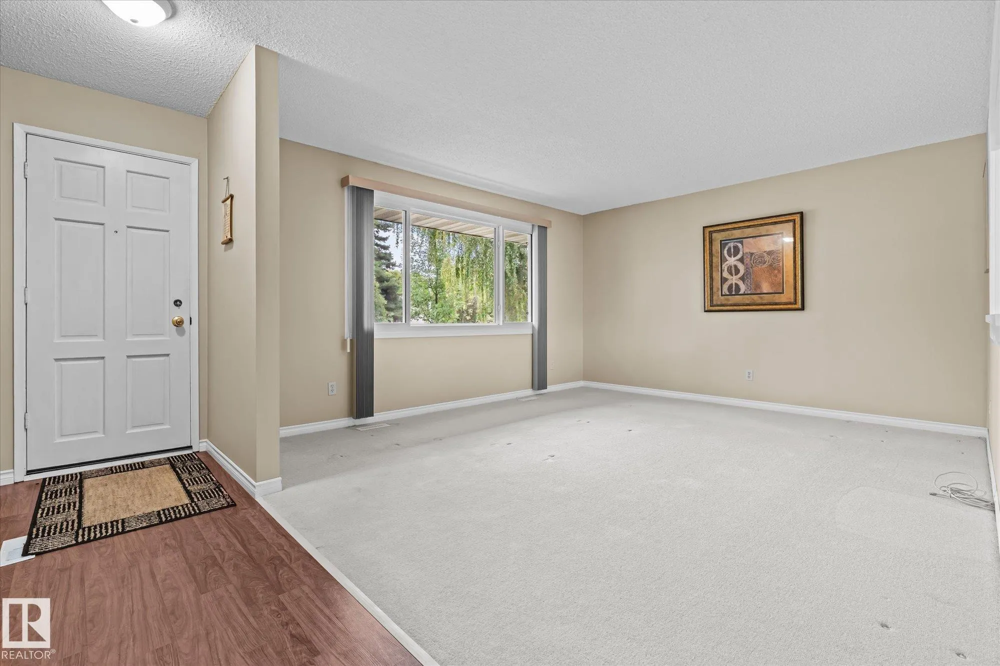 60 WOODHAVEN Drive