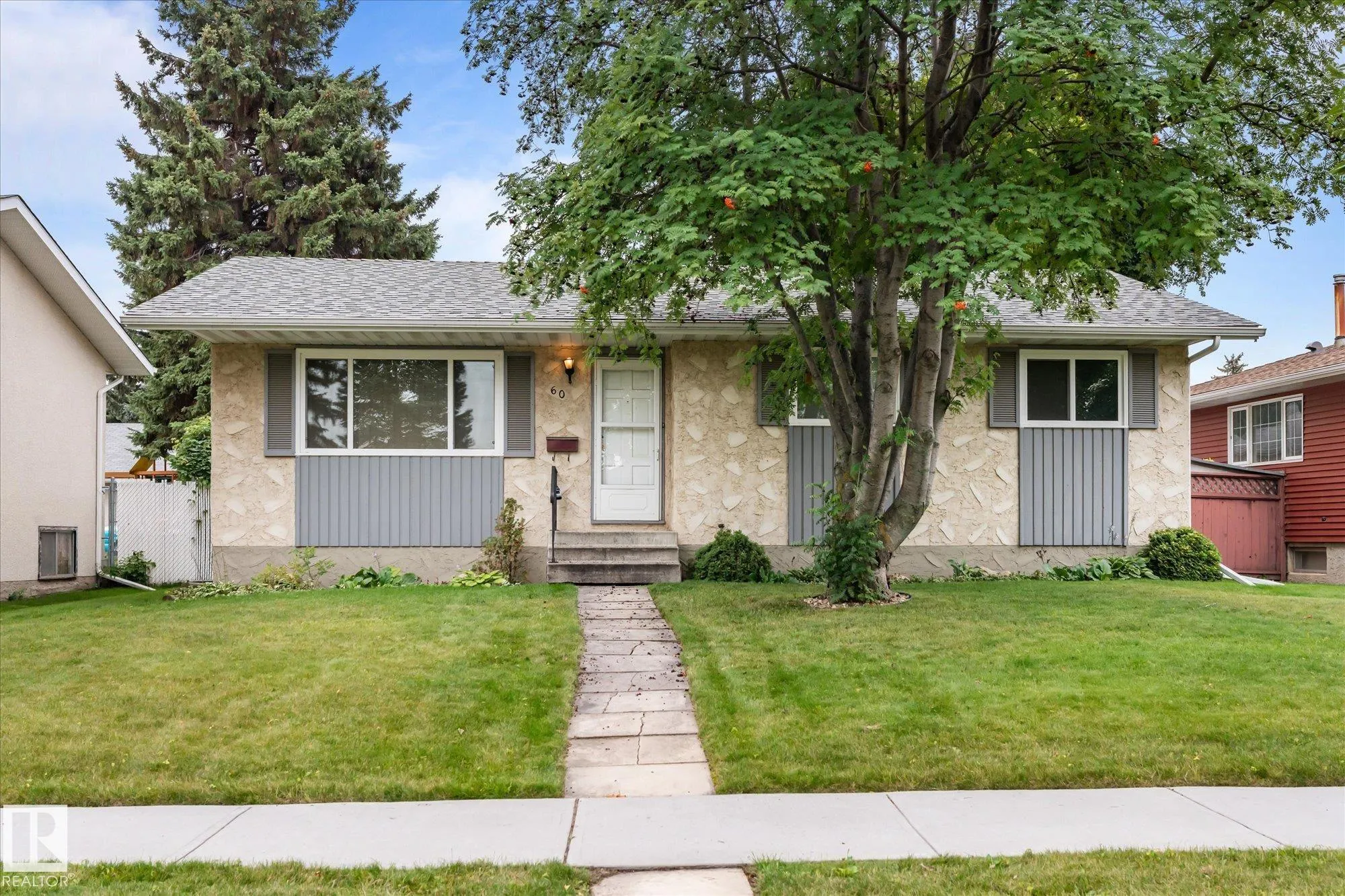 60 WOODHAVEN Drive