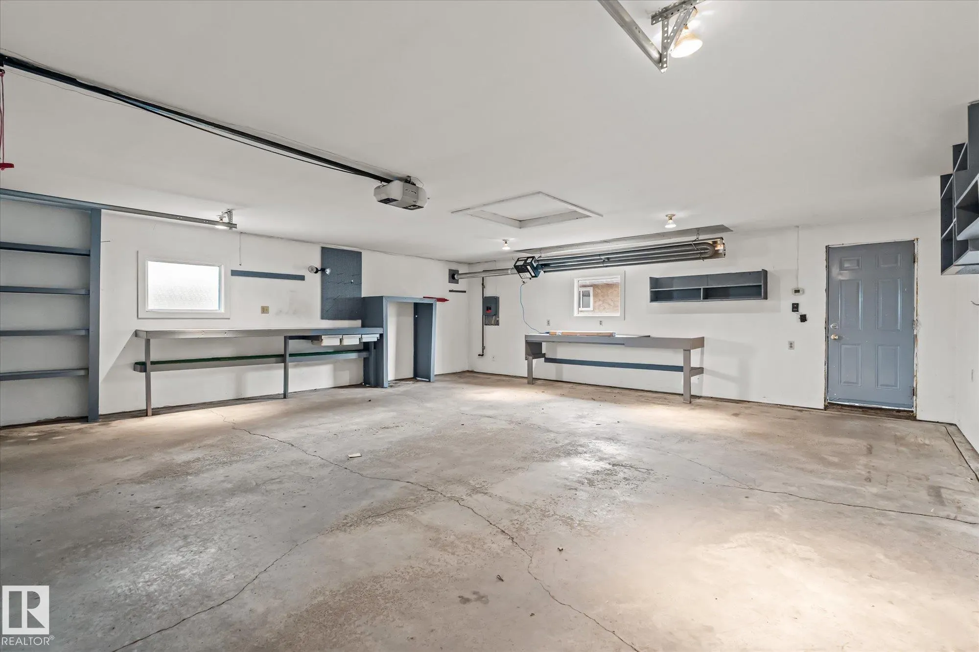 60 WOODHAVEN Drive