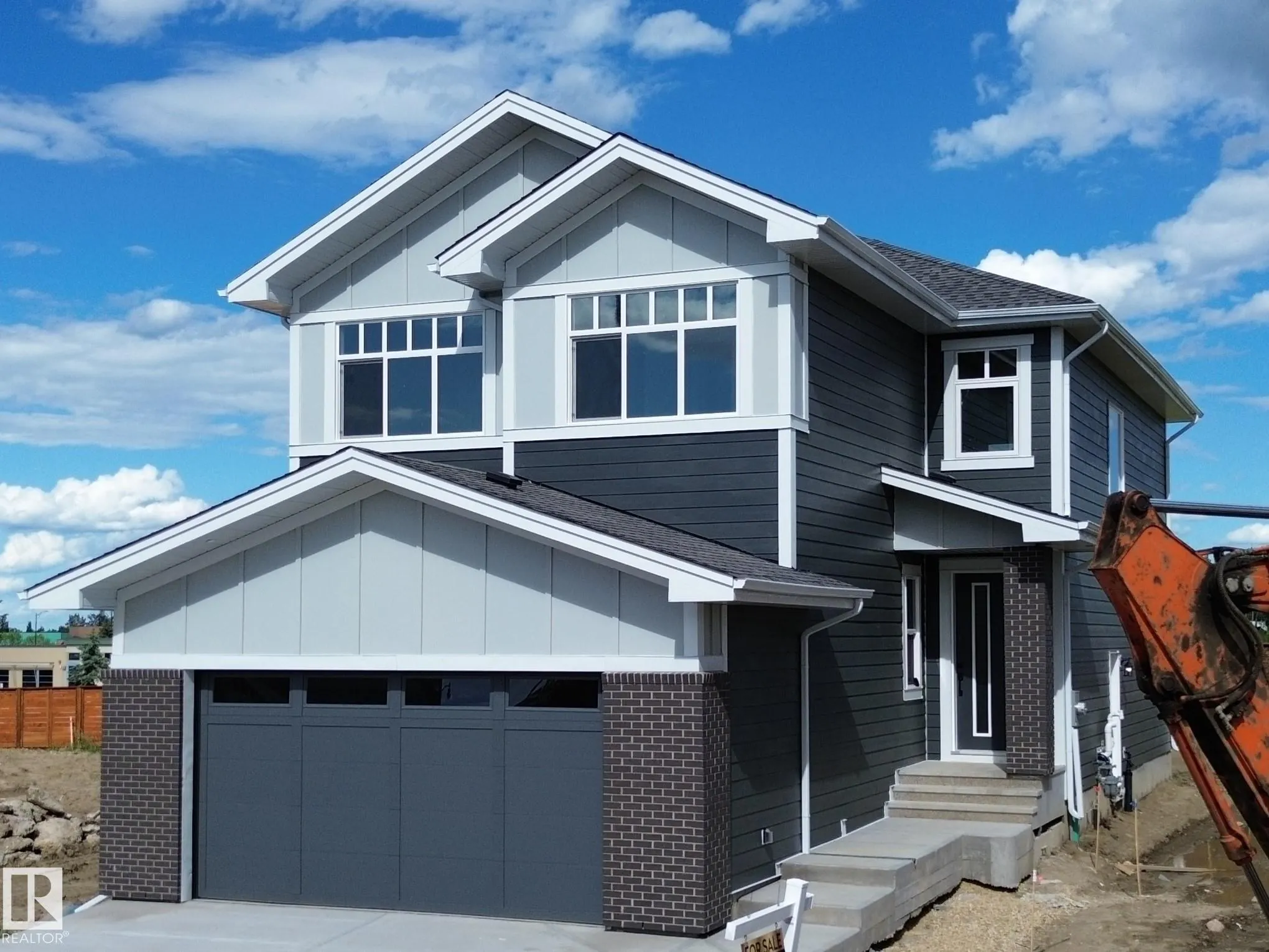 17 BIRKSHIRE Crescent