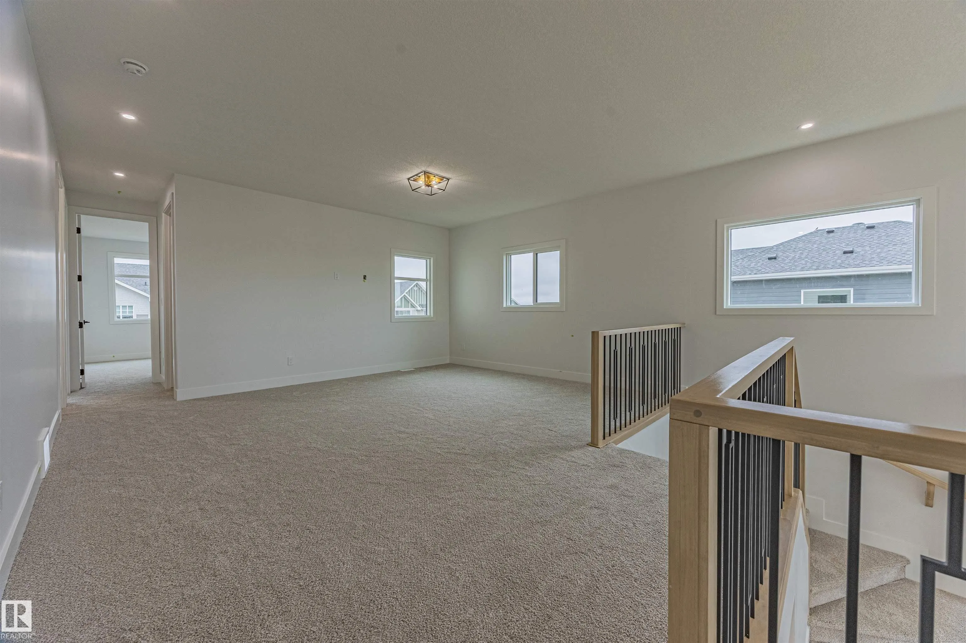 25 BIRKSHIRE Crescent
