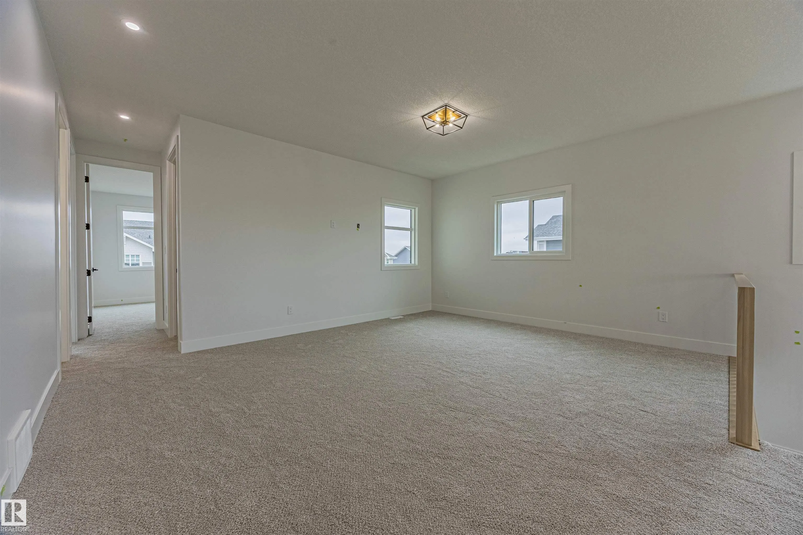 25 BIRKSHIRE Crescent