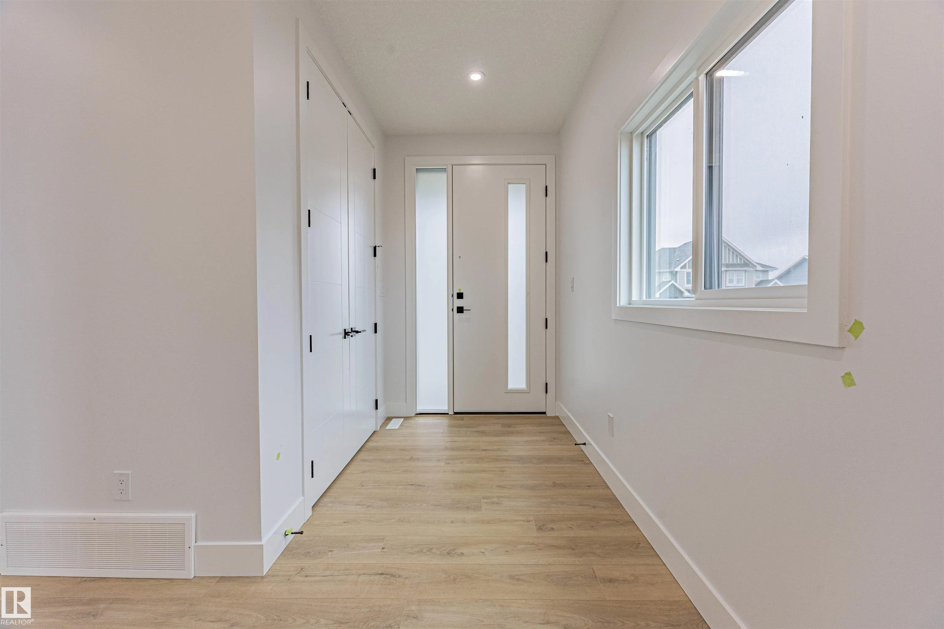 25 BIRKSHIRE Crescent