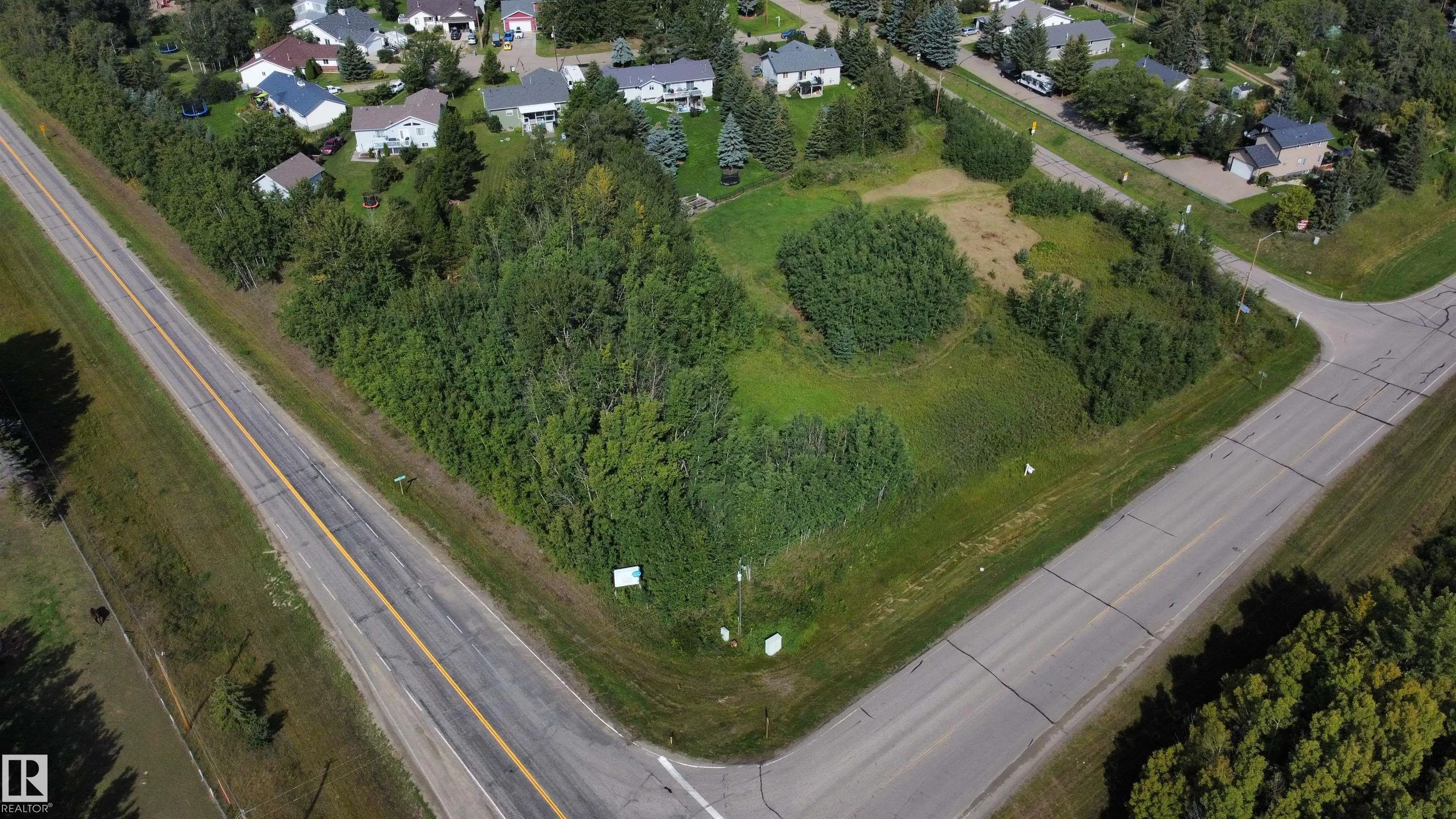 487 LAKESIDE Drive