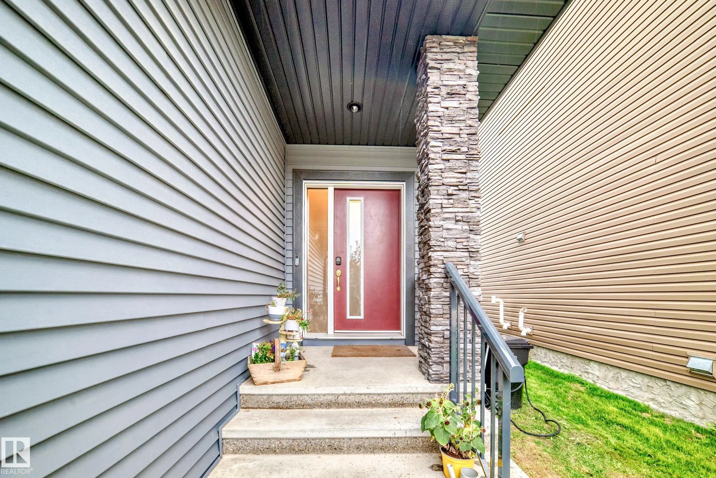 29 PETER Street