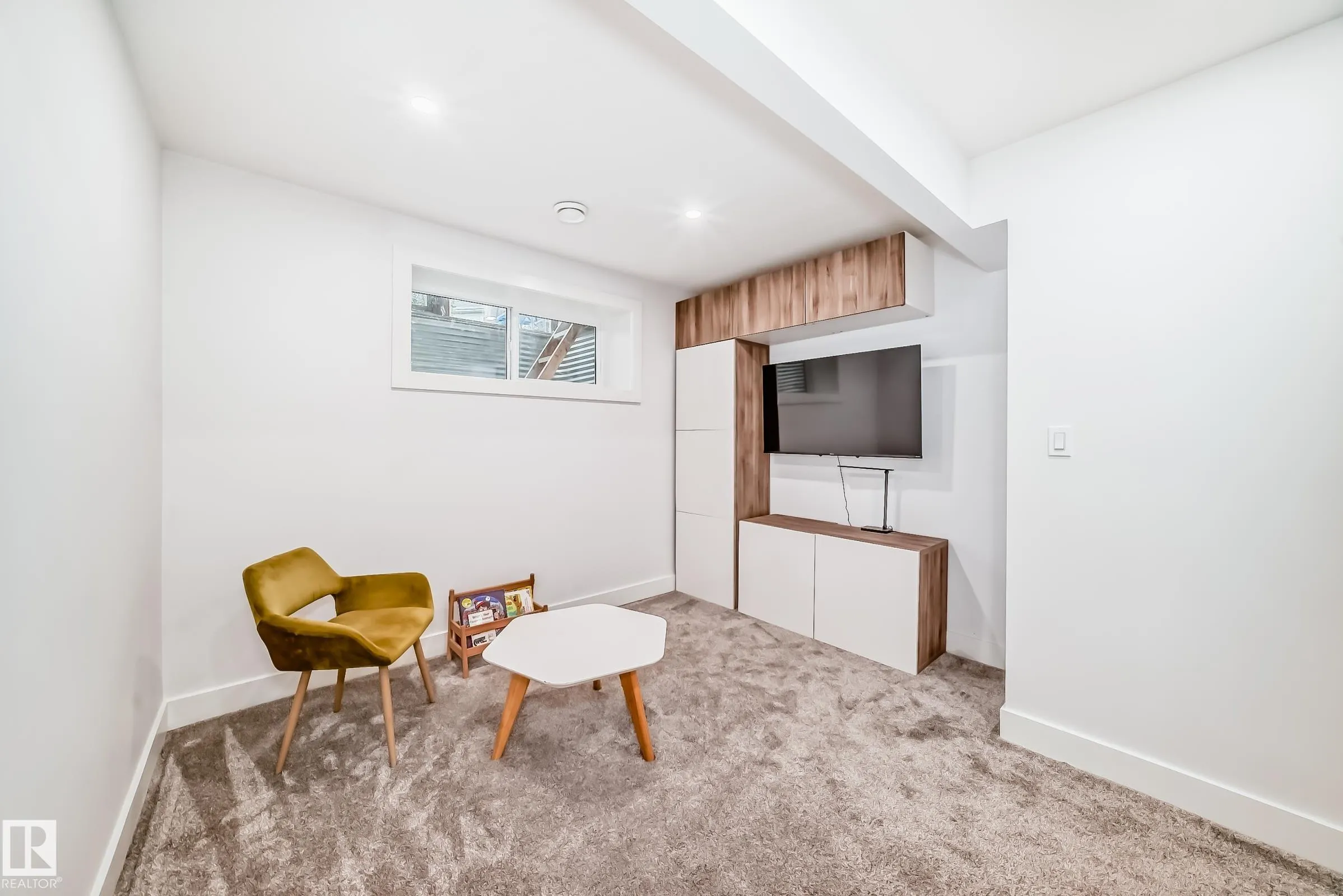29 PETER Street