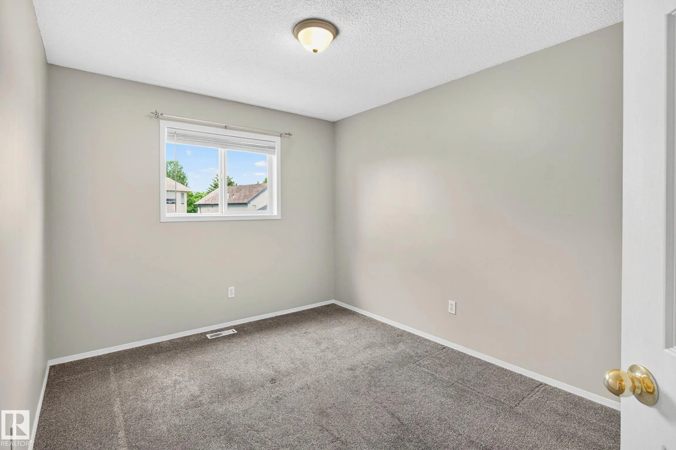 1338 GRANT Way