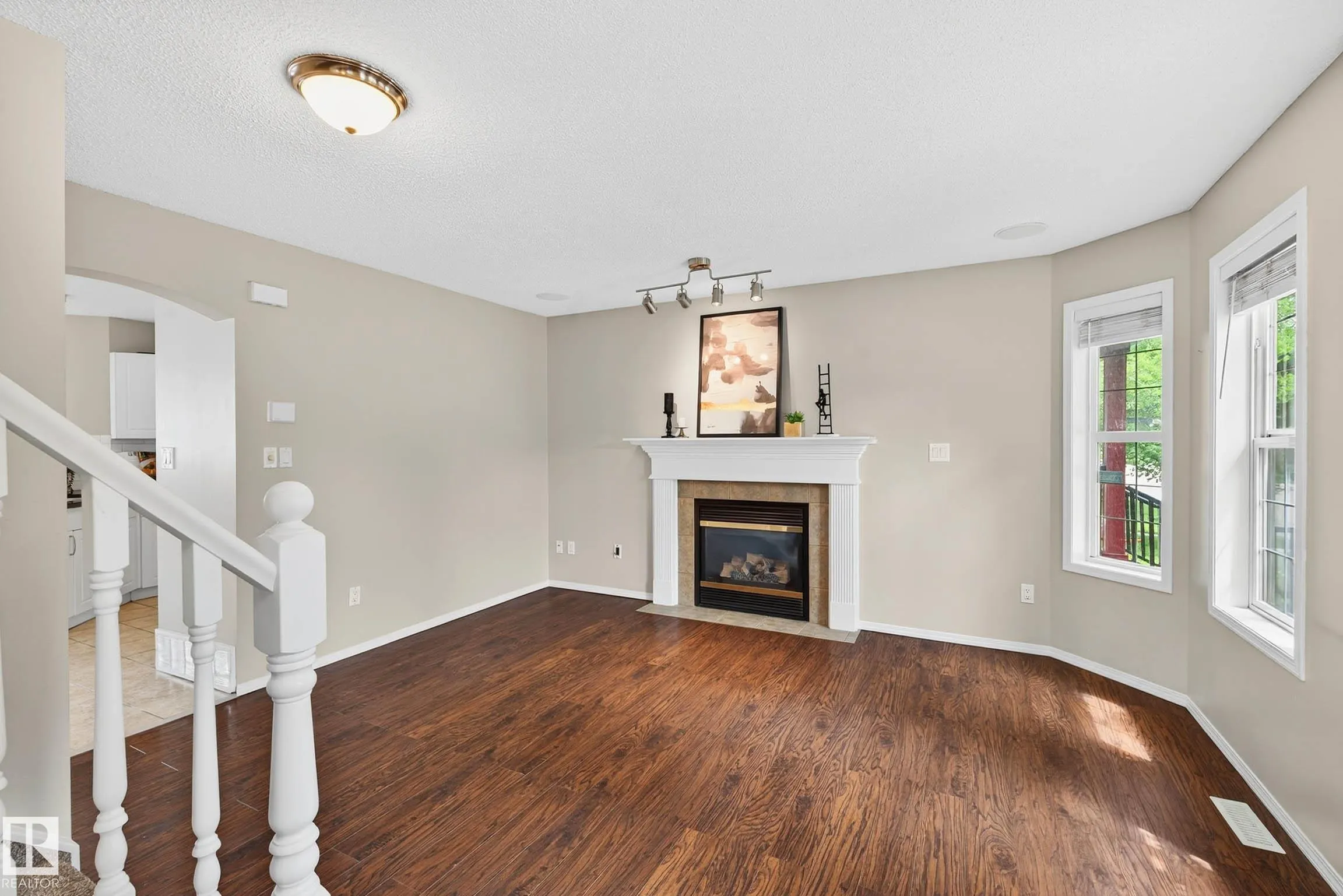 1338 GRANT Way