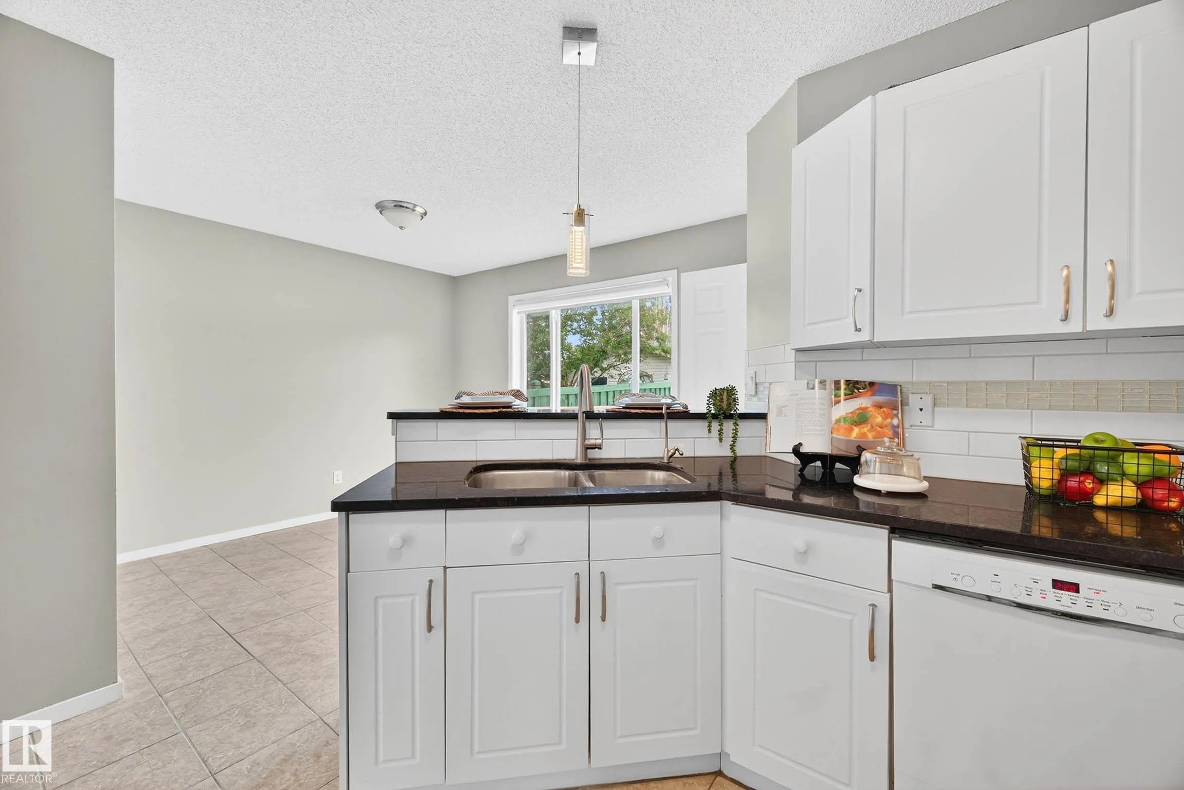 1338 GRANT Way