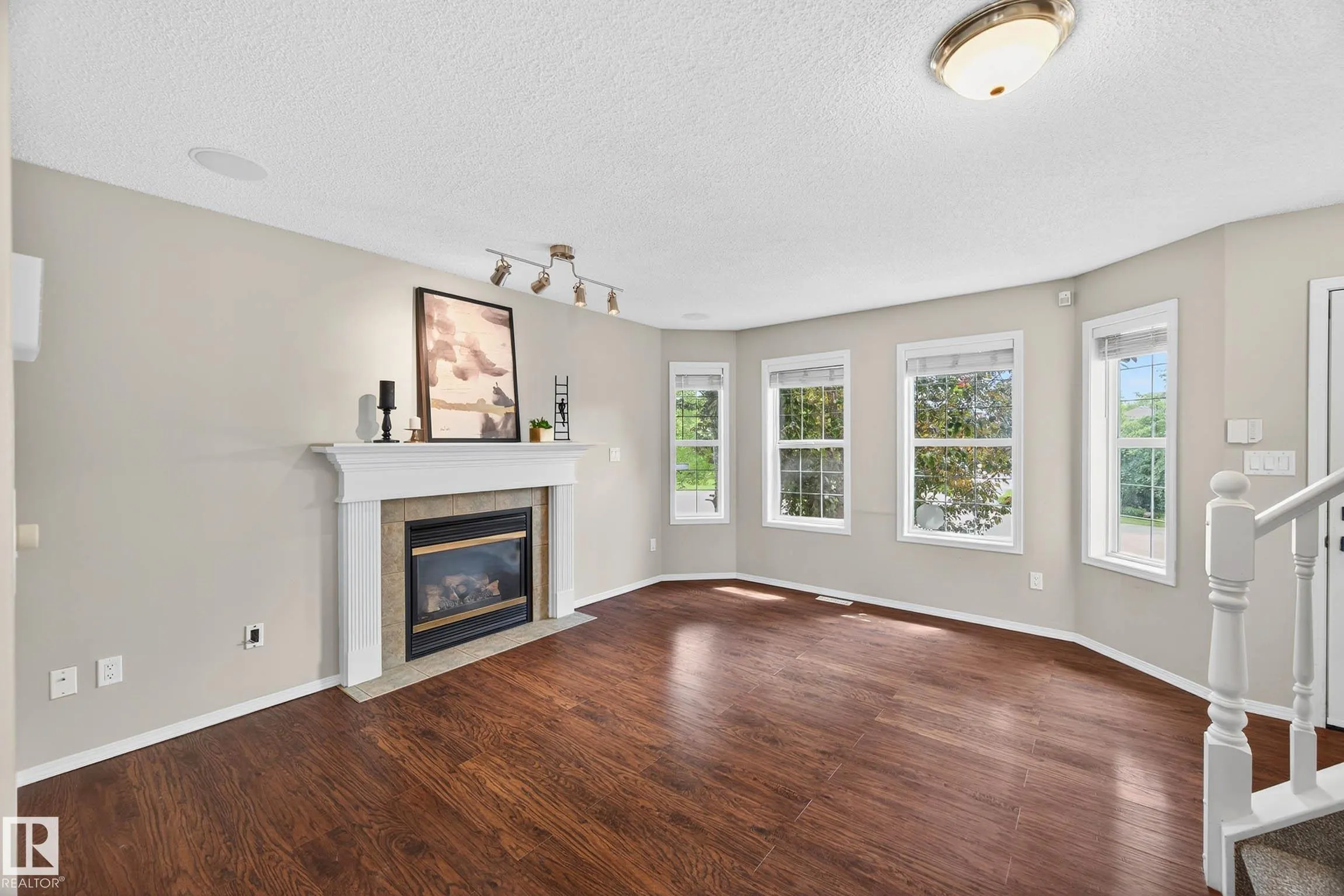 1338 GRANT Way