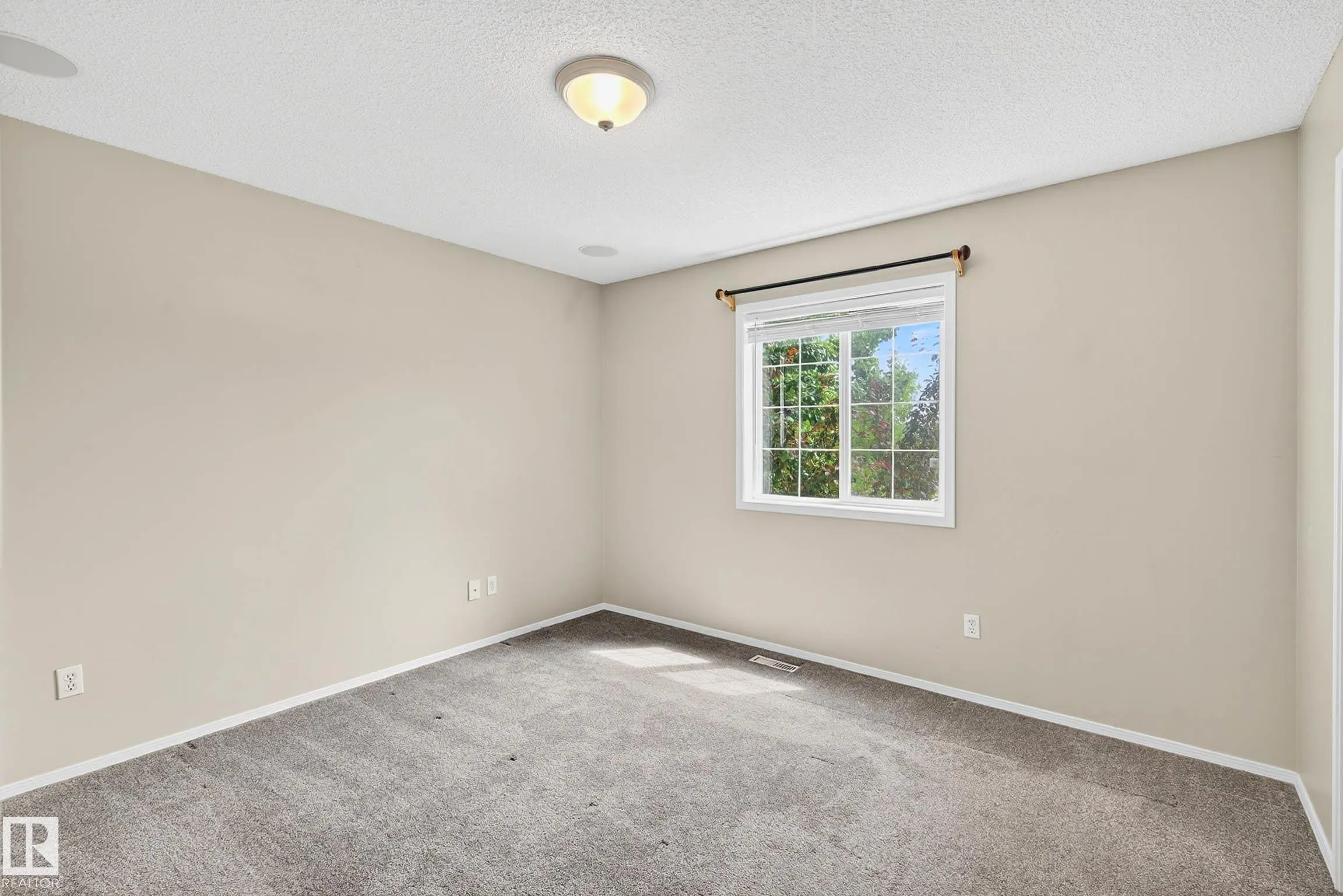 1338 GRANT Way