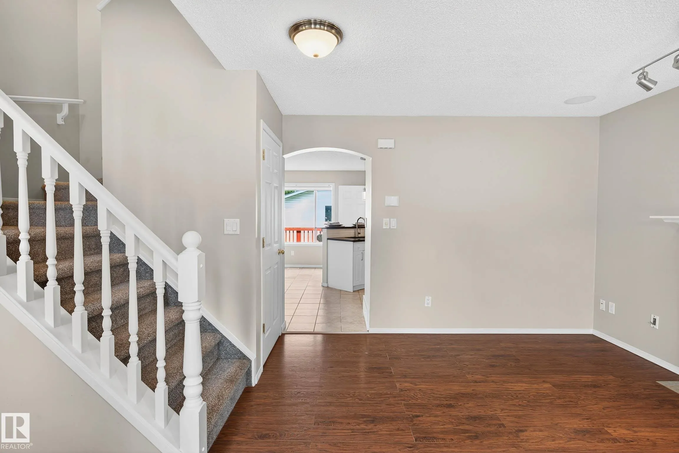 1338 GRANT Way