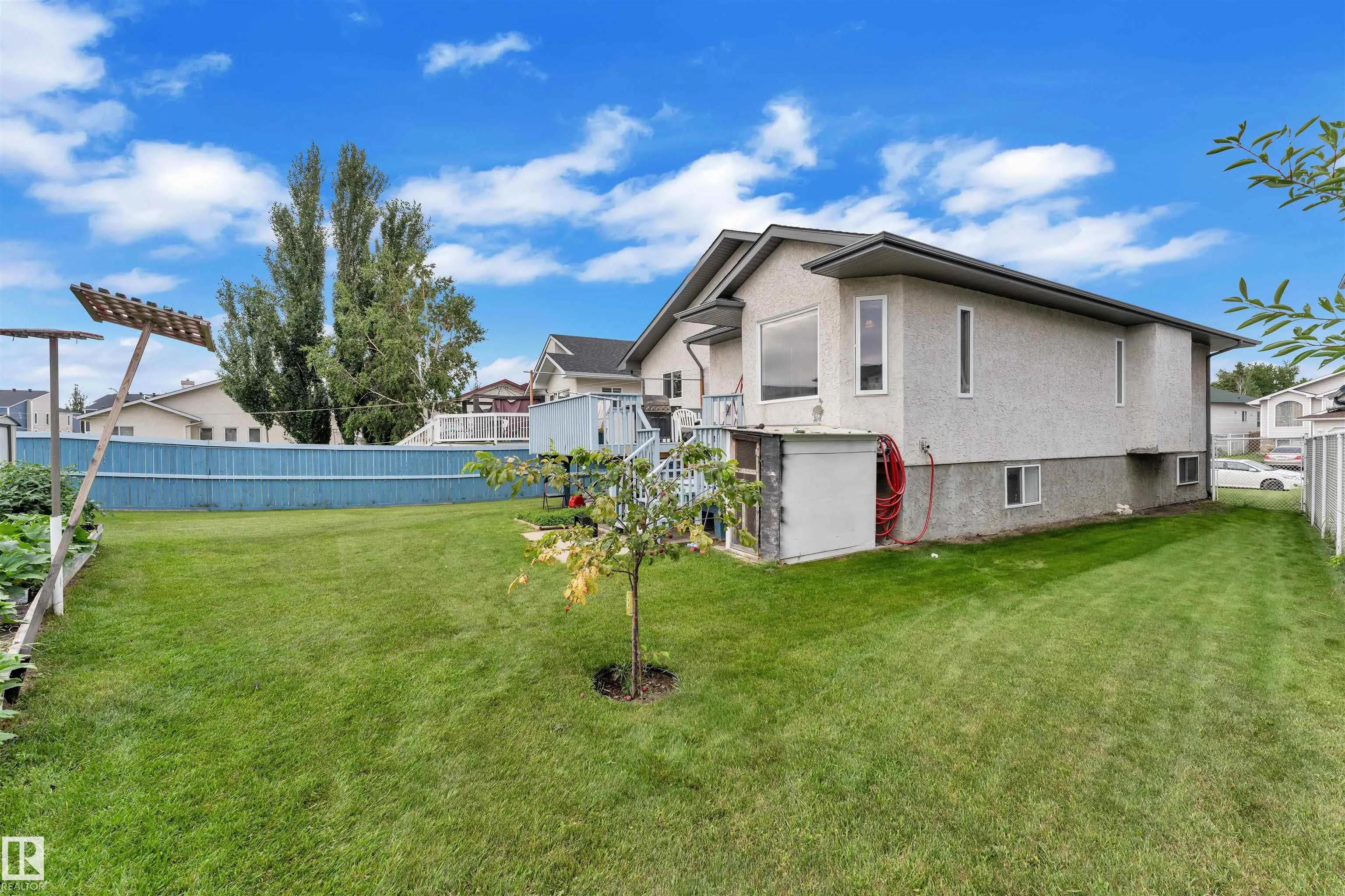 723 KIRKNESS Road