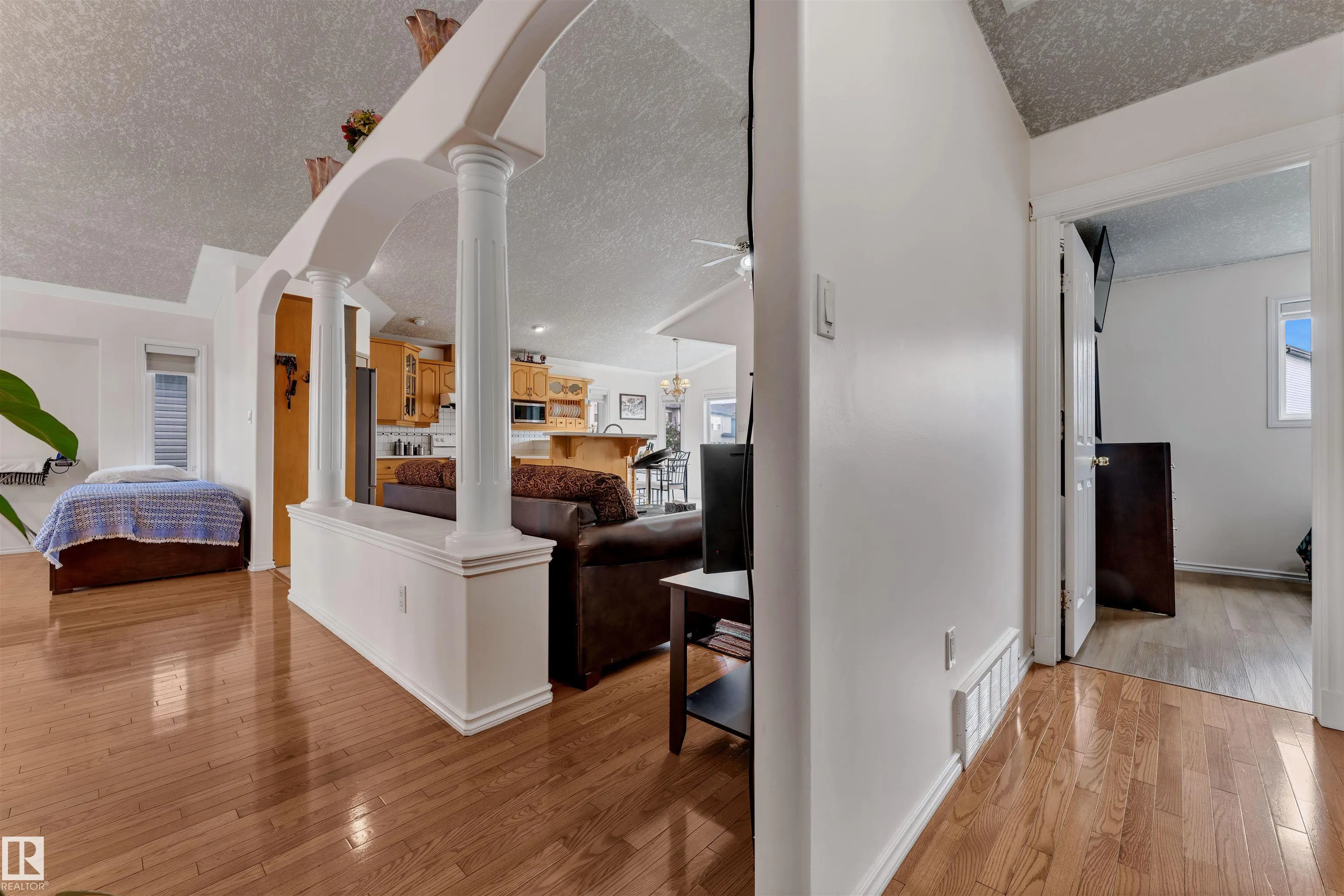 723 KIRKNESS Road