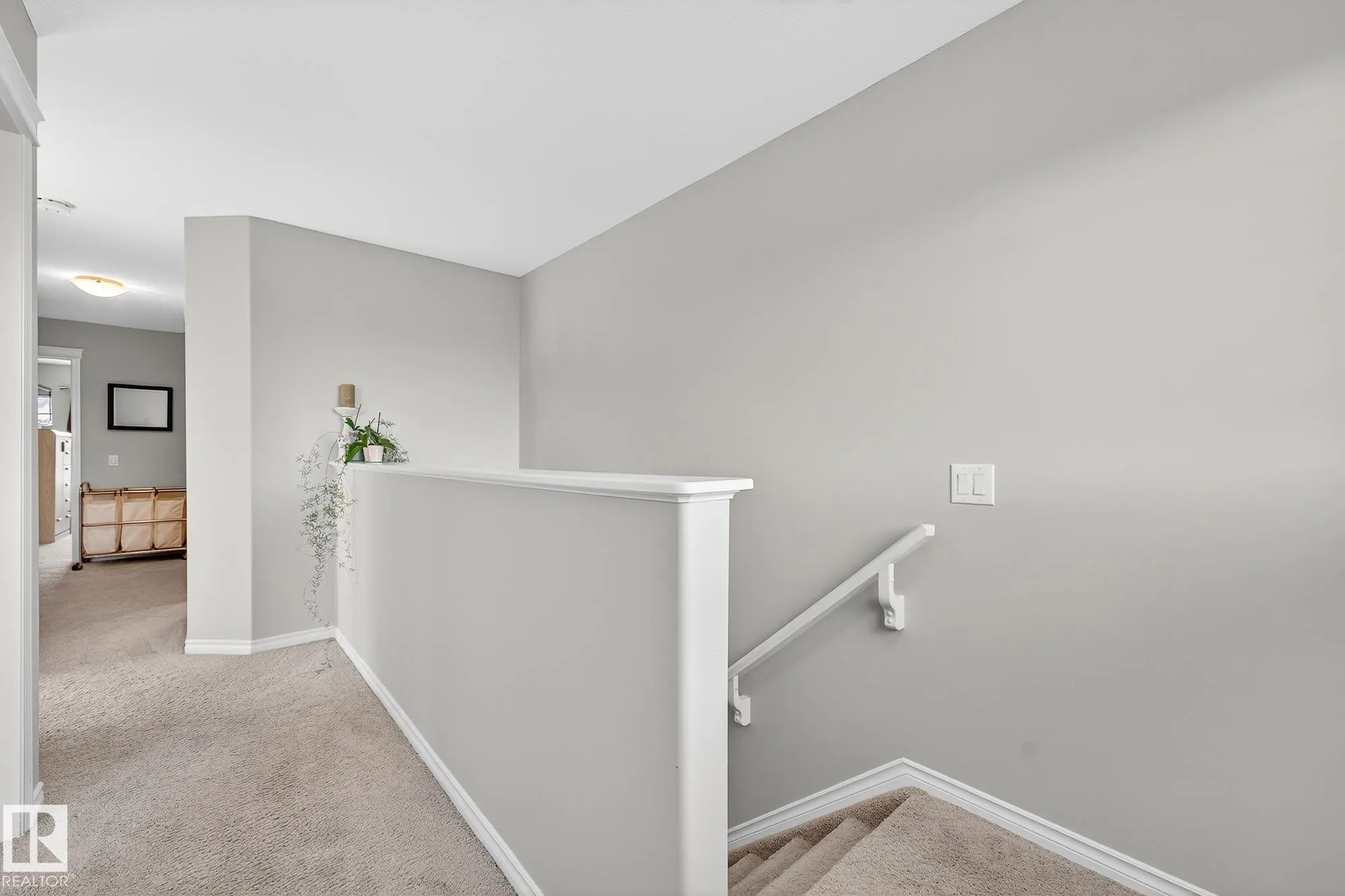 7598 ELLESMERE Way
