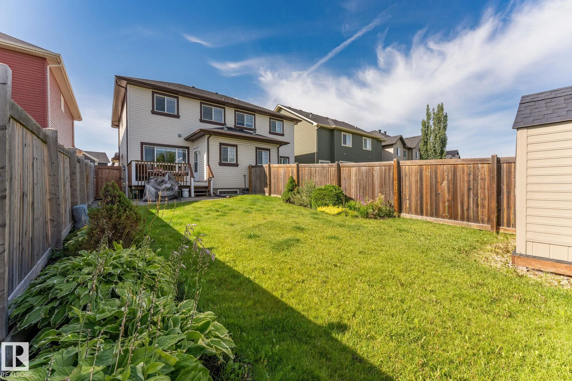 7598 ELLESMERE Way