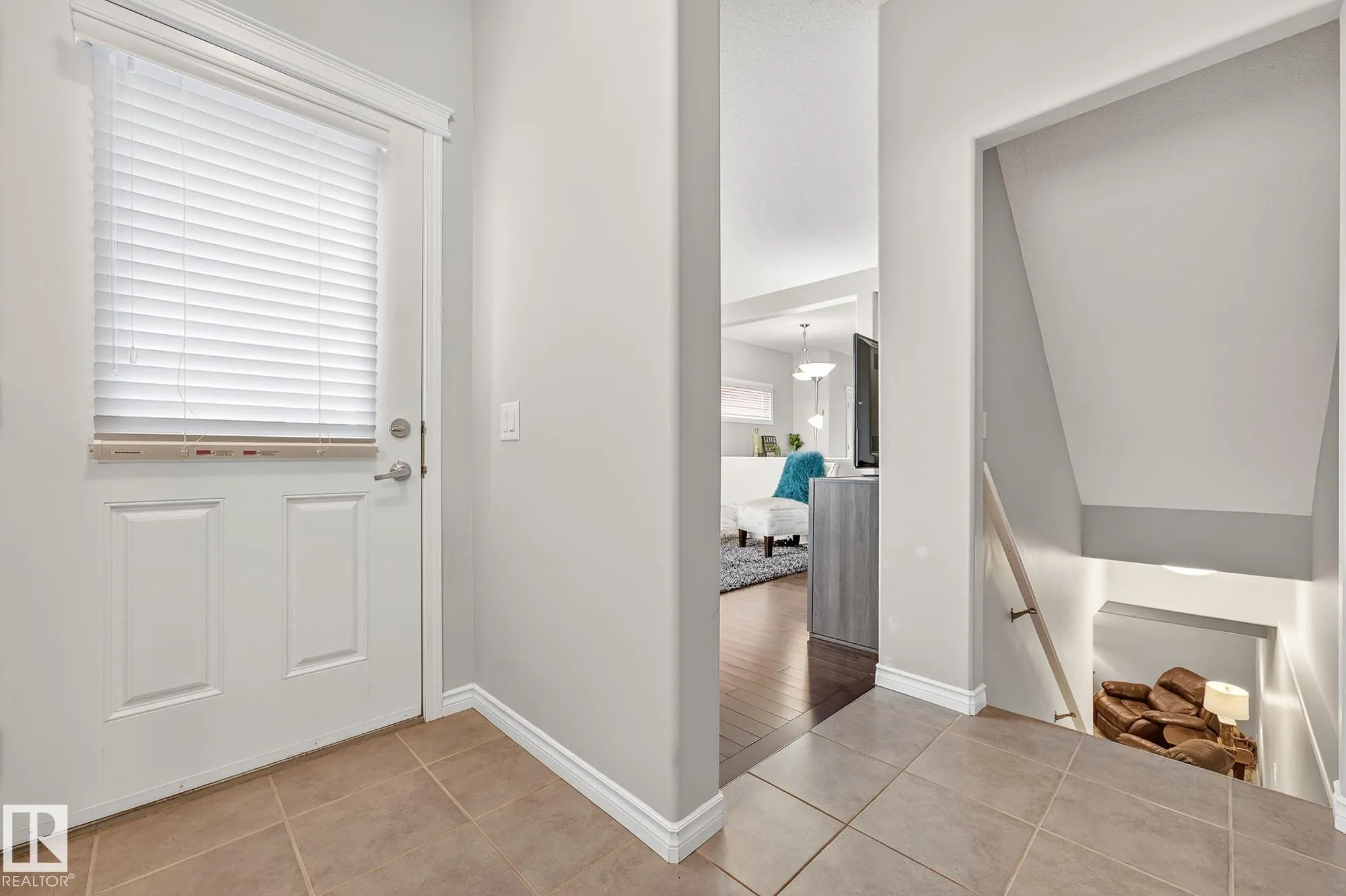 7598 ELLESMERE Way