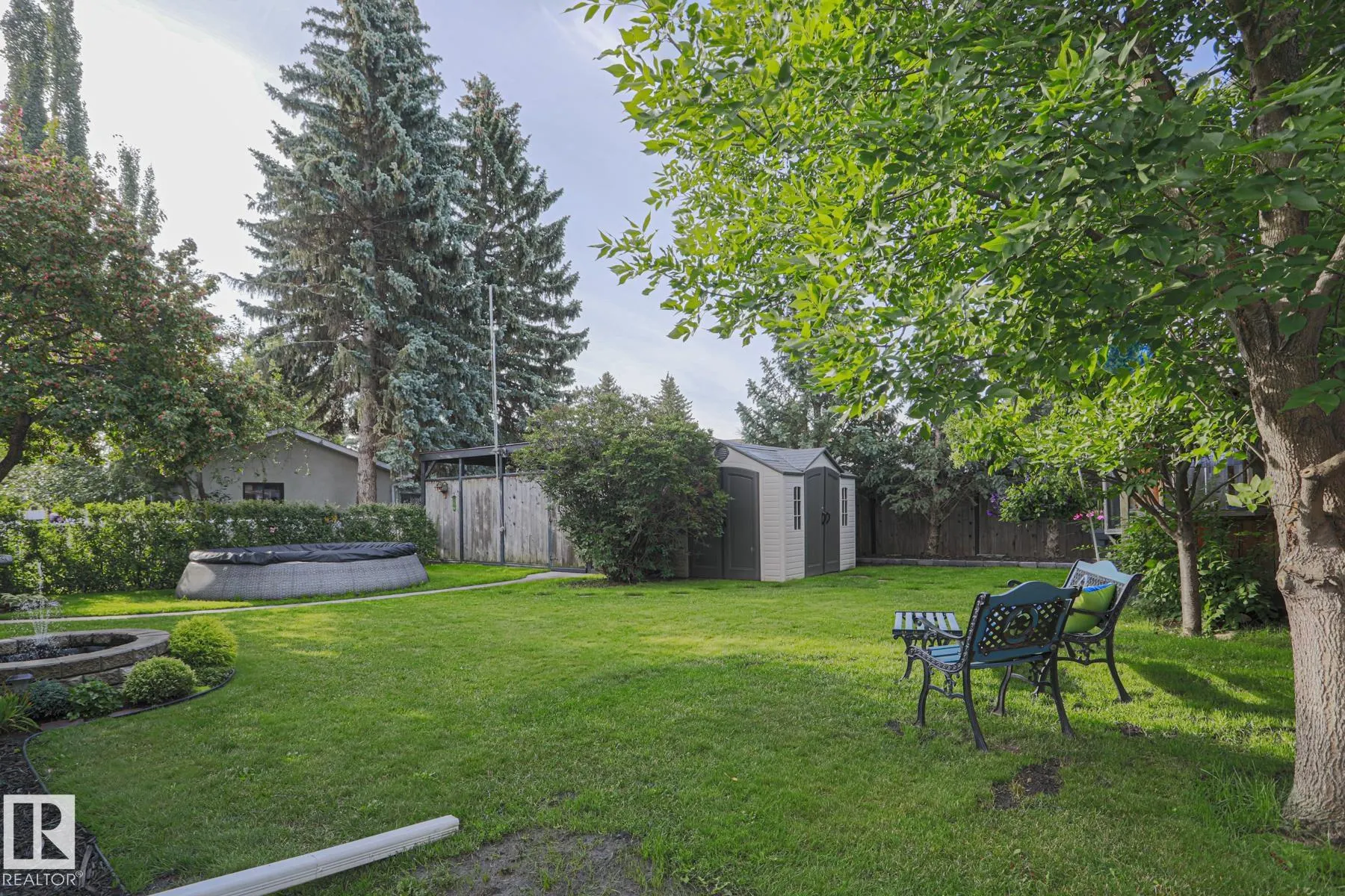 128 BROOKWOOD Drive