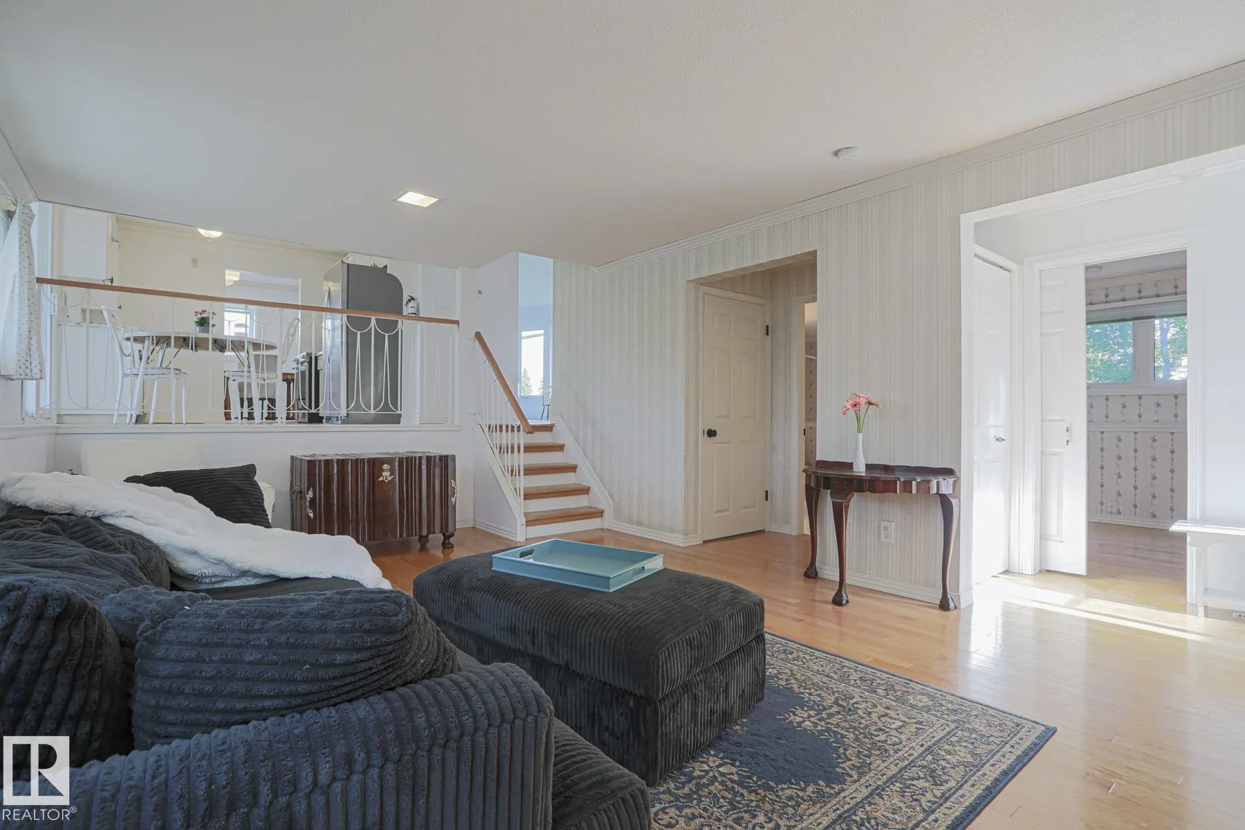 128 BROOKWOOD Drive