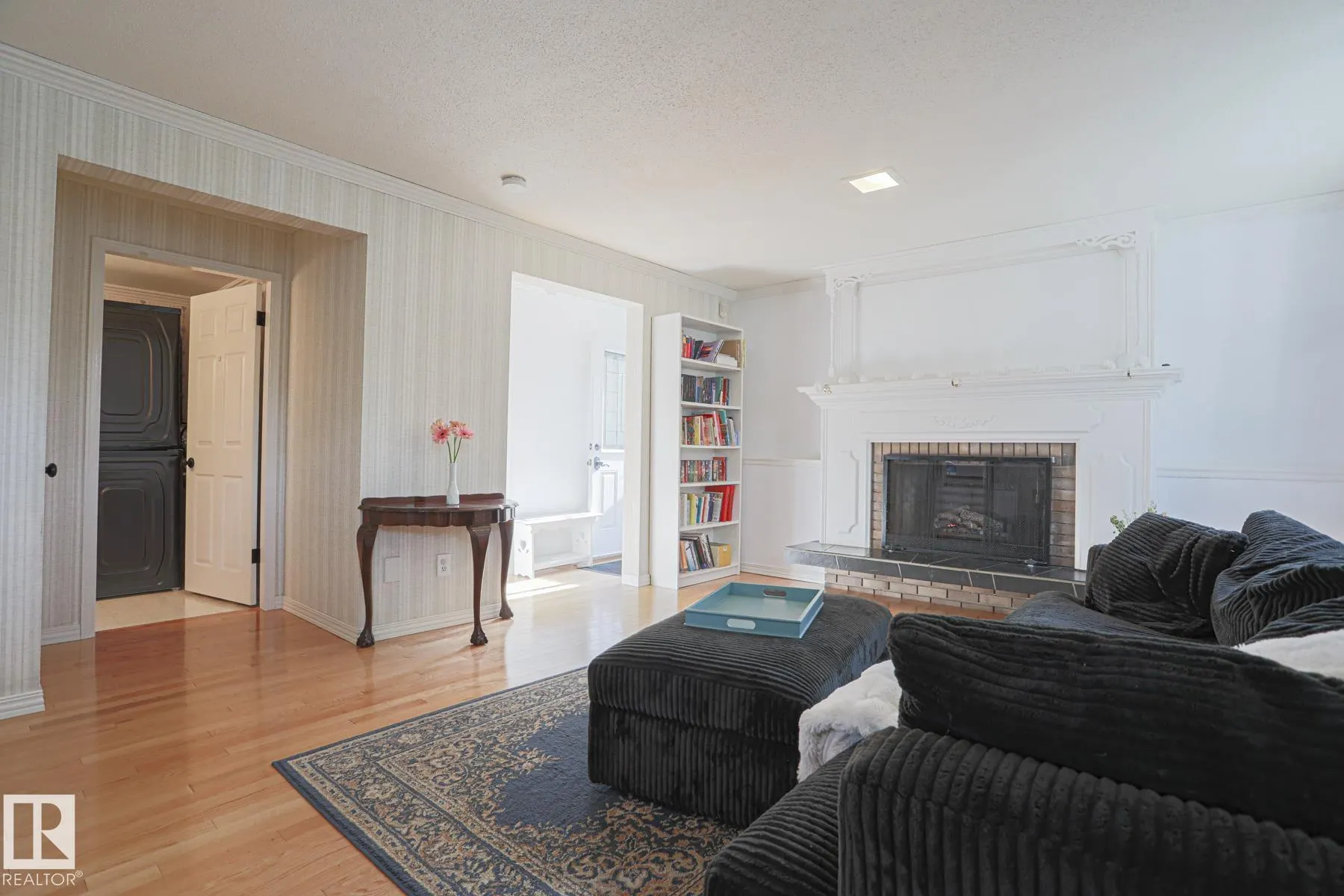128 BROOKWOOD Drive