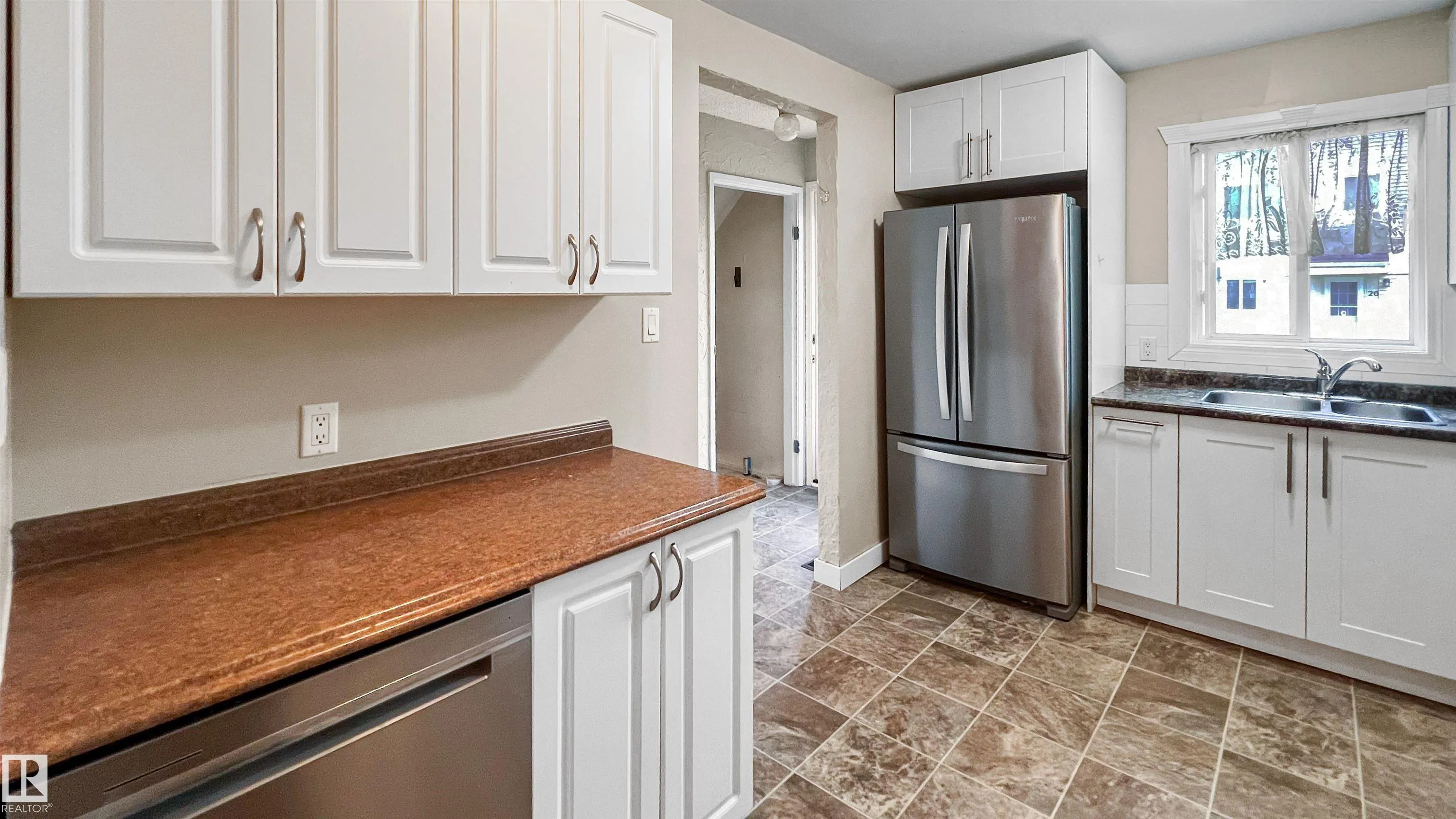 11 ATHABASCA Acres