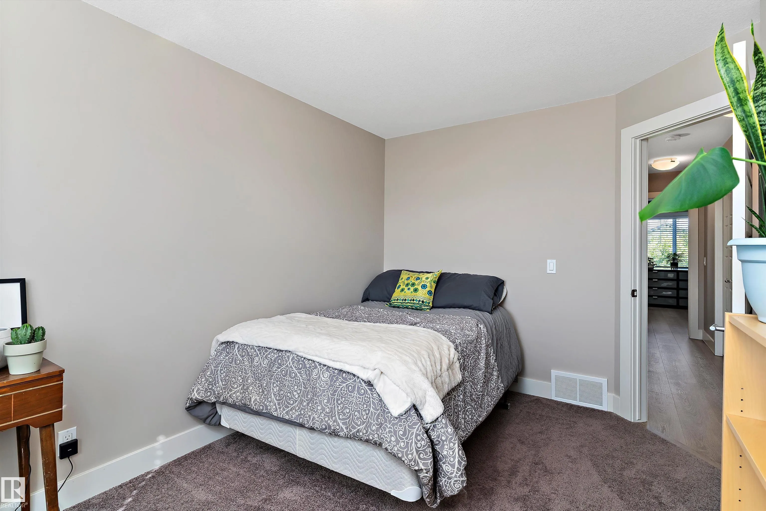 107 KIRPATRICK Bend