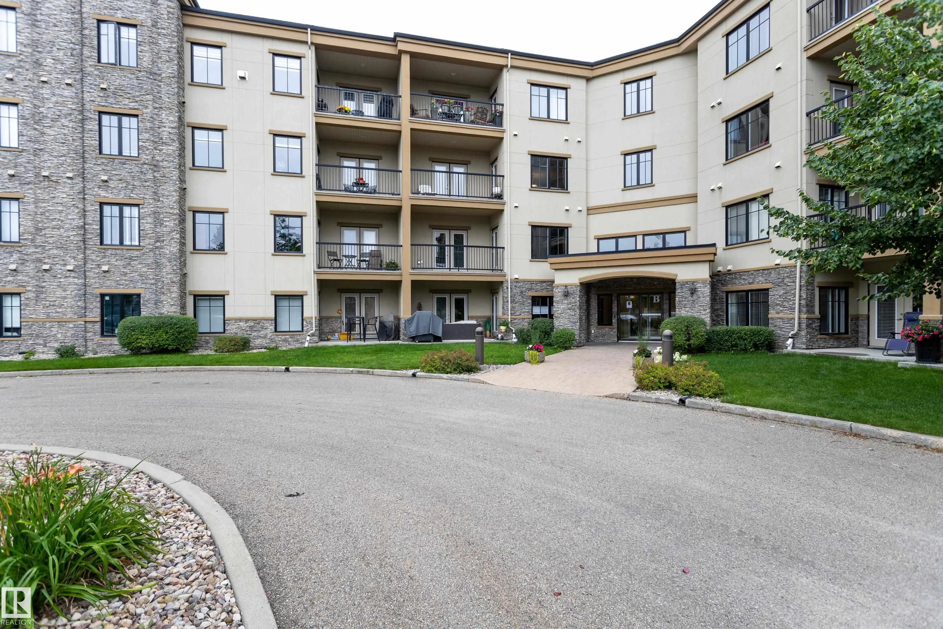 160 MAGRATH Road