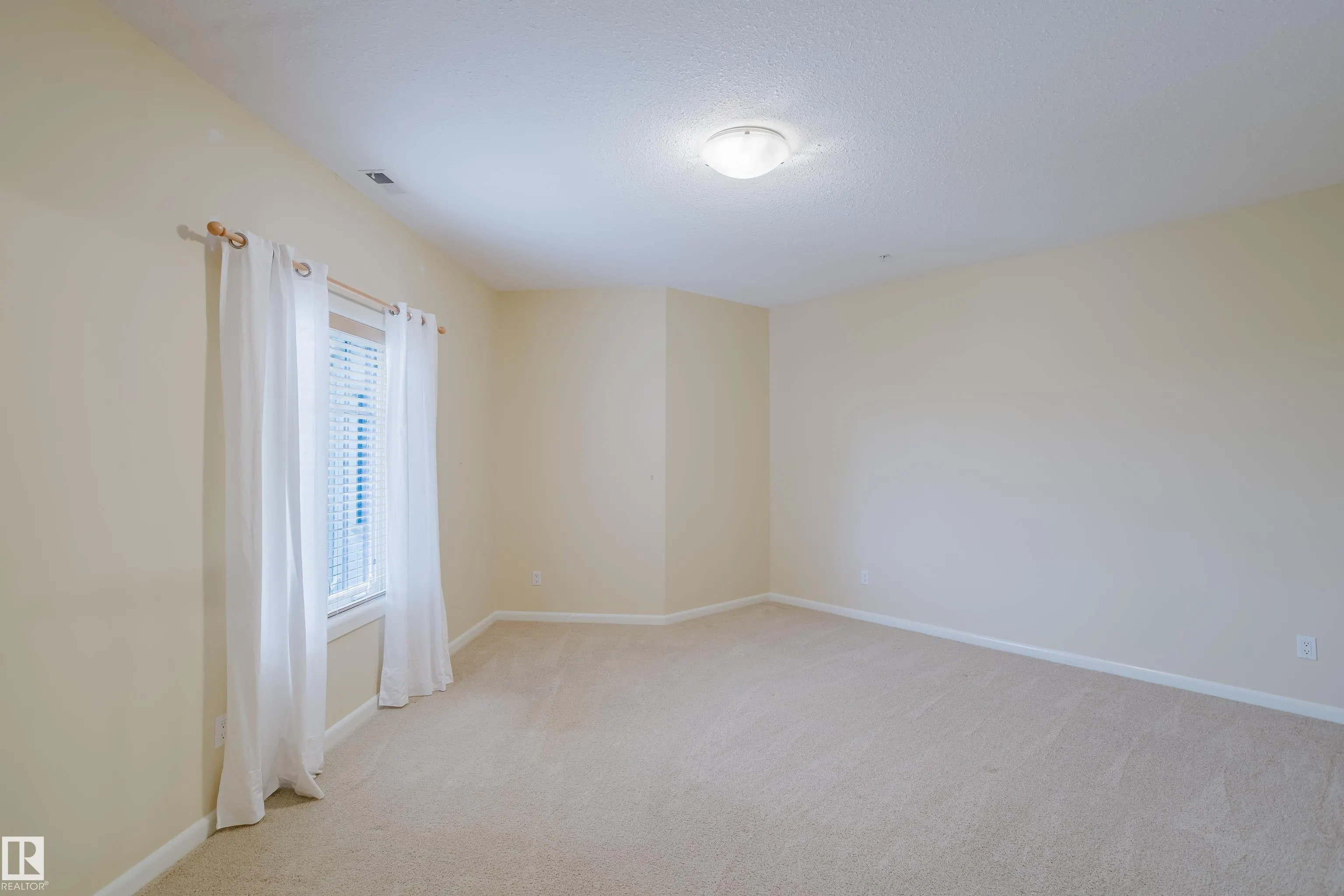 160 MAGRATH Road