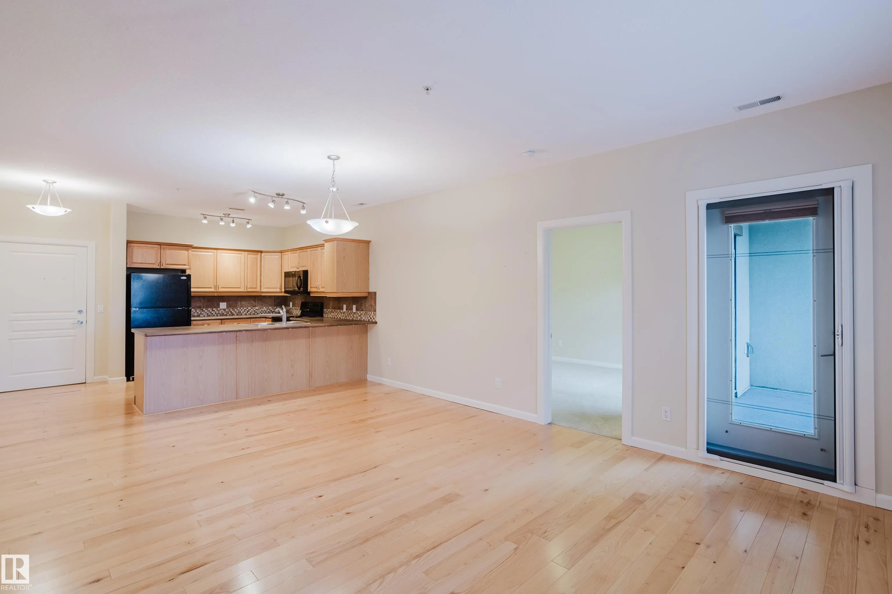 160 MAGRATH Road