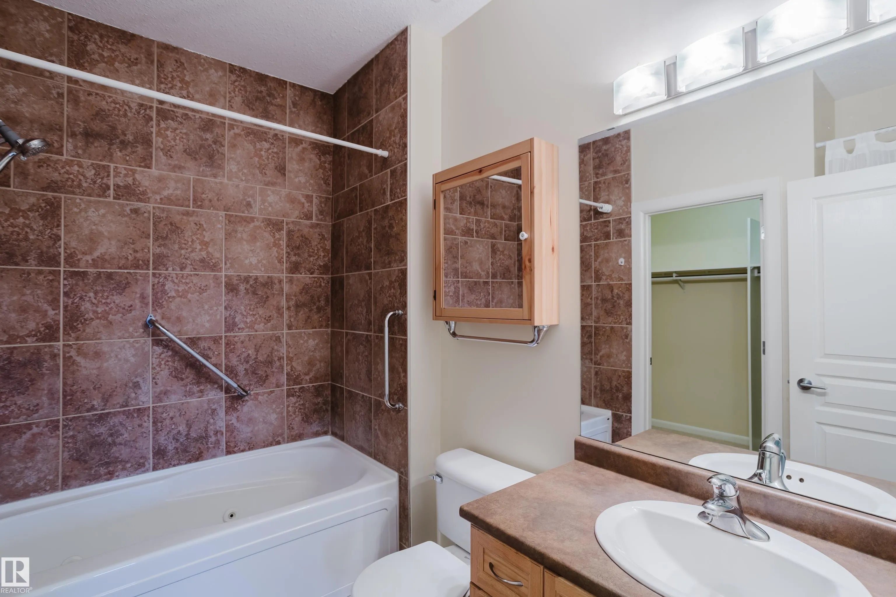 160 MAGRATH Road