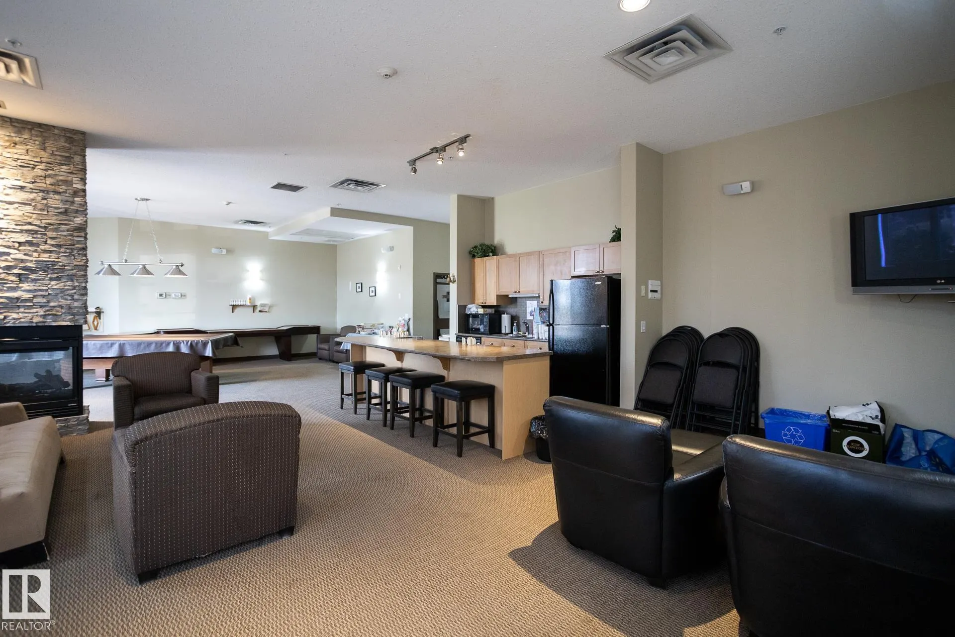 160 MAGRATH Road