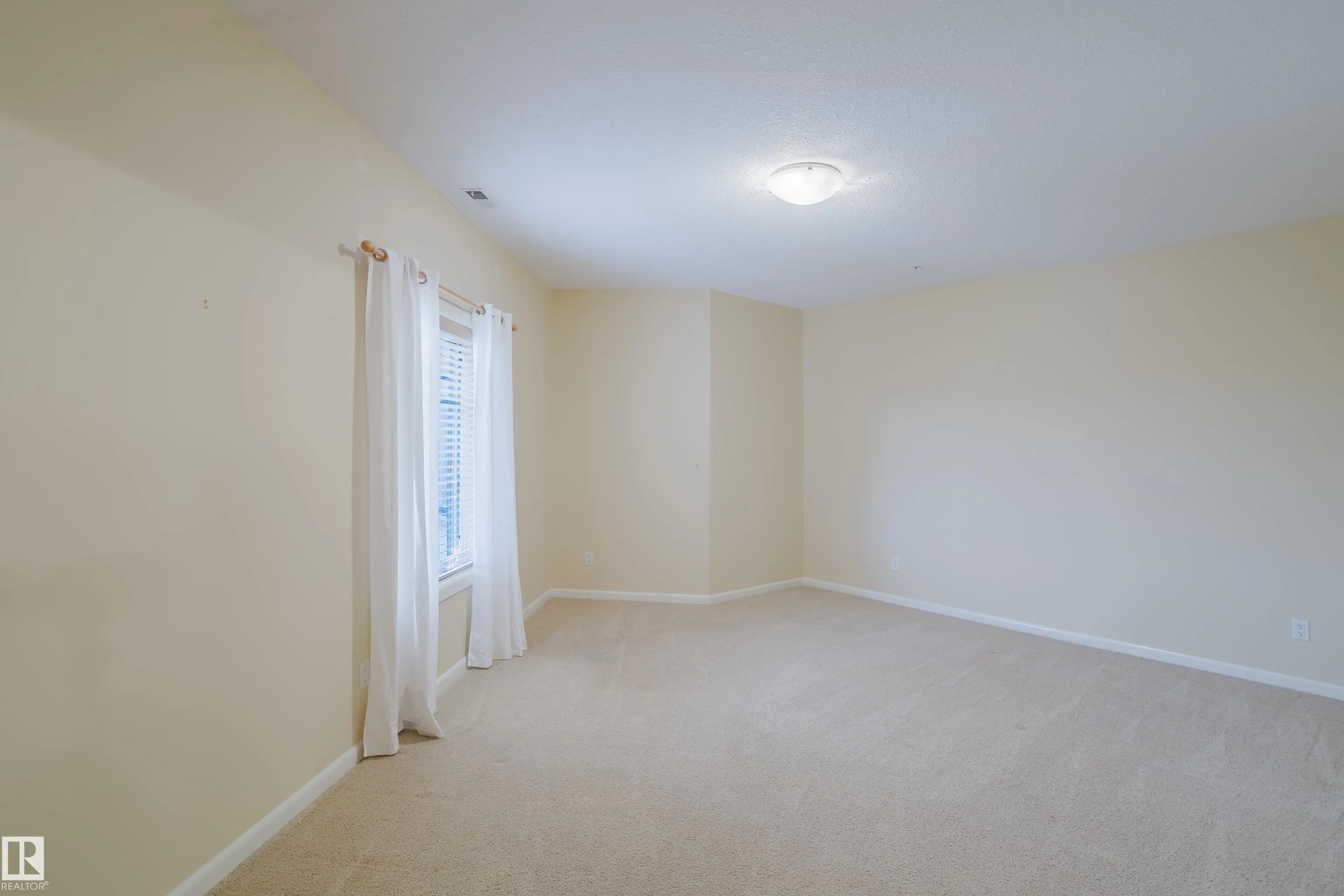 160 MAGRATH Road