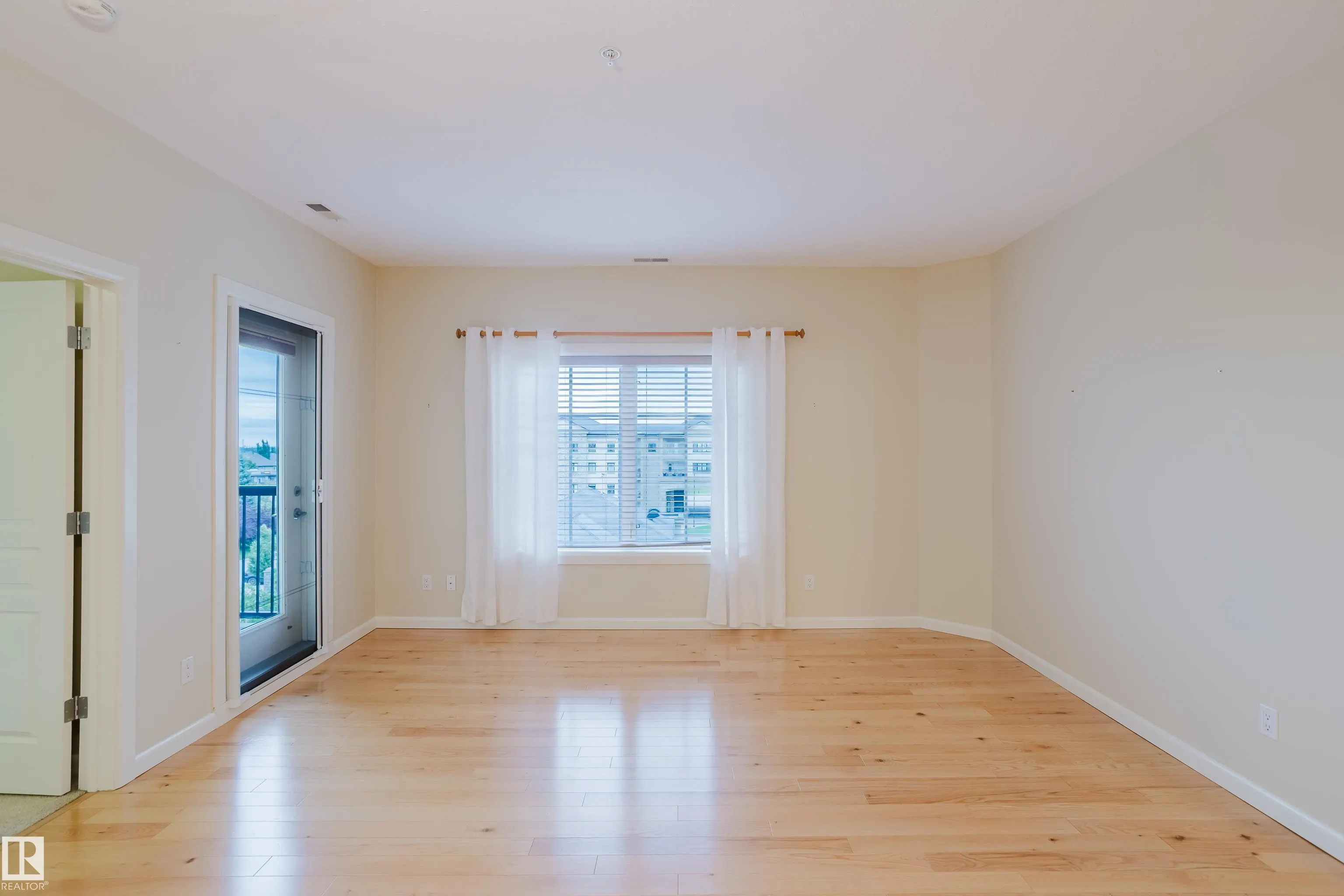 160 MAGRATH Road