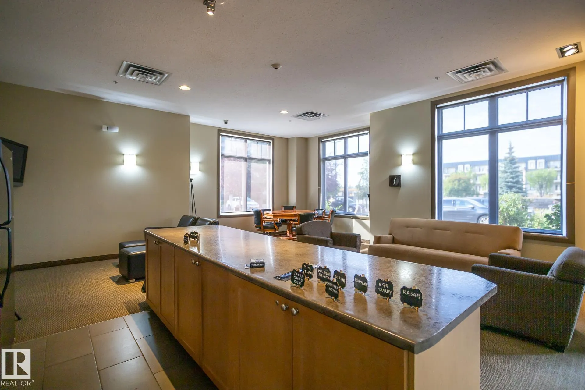 160 MAGRATH Road