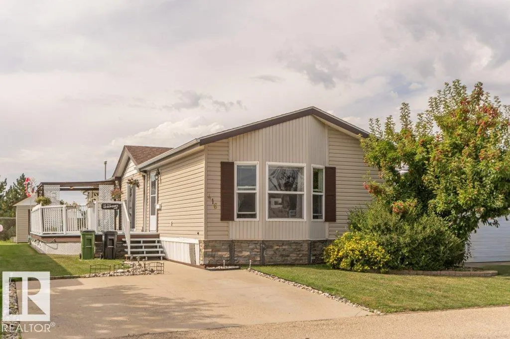 416 Oak Wood Crescent