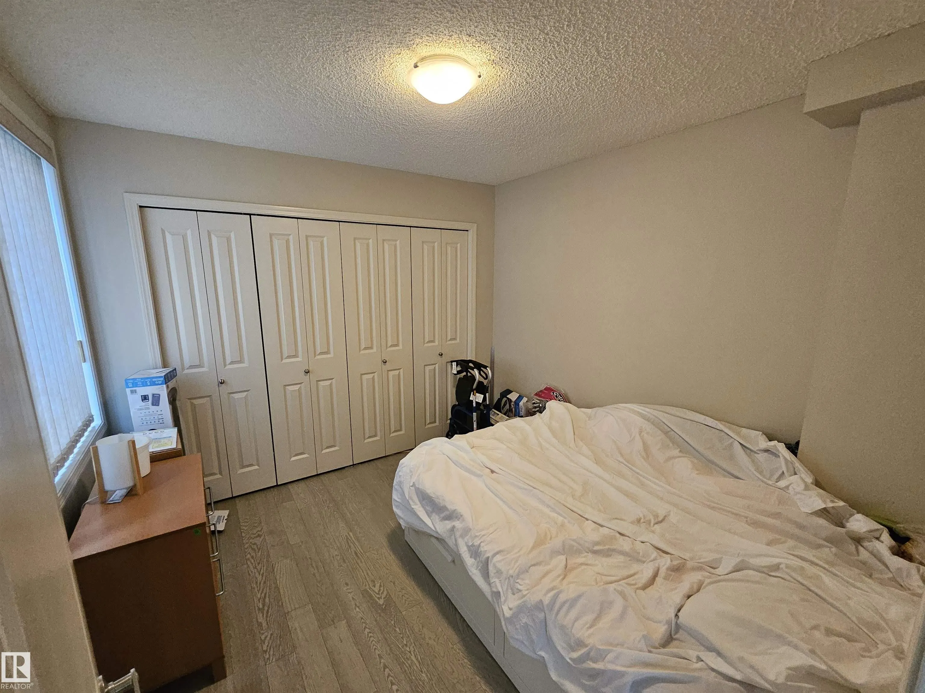 10180 104 Street
