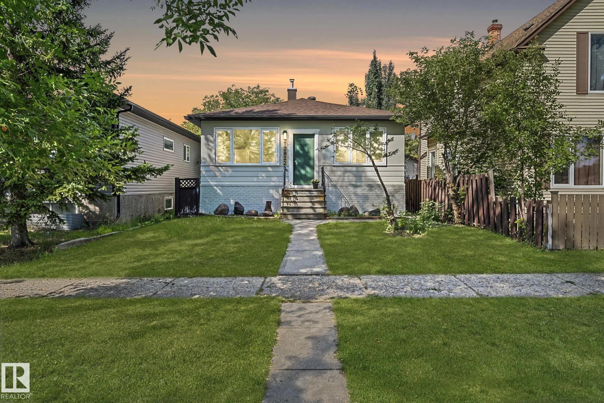 12822 70 Street