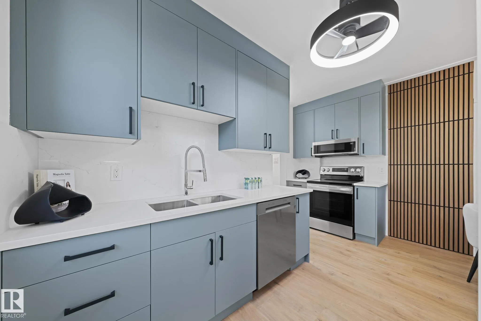 12822 70 Street