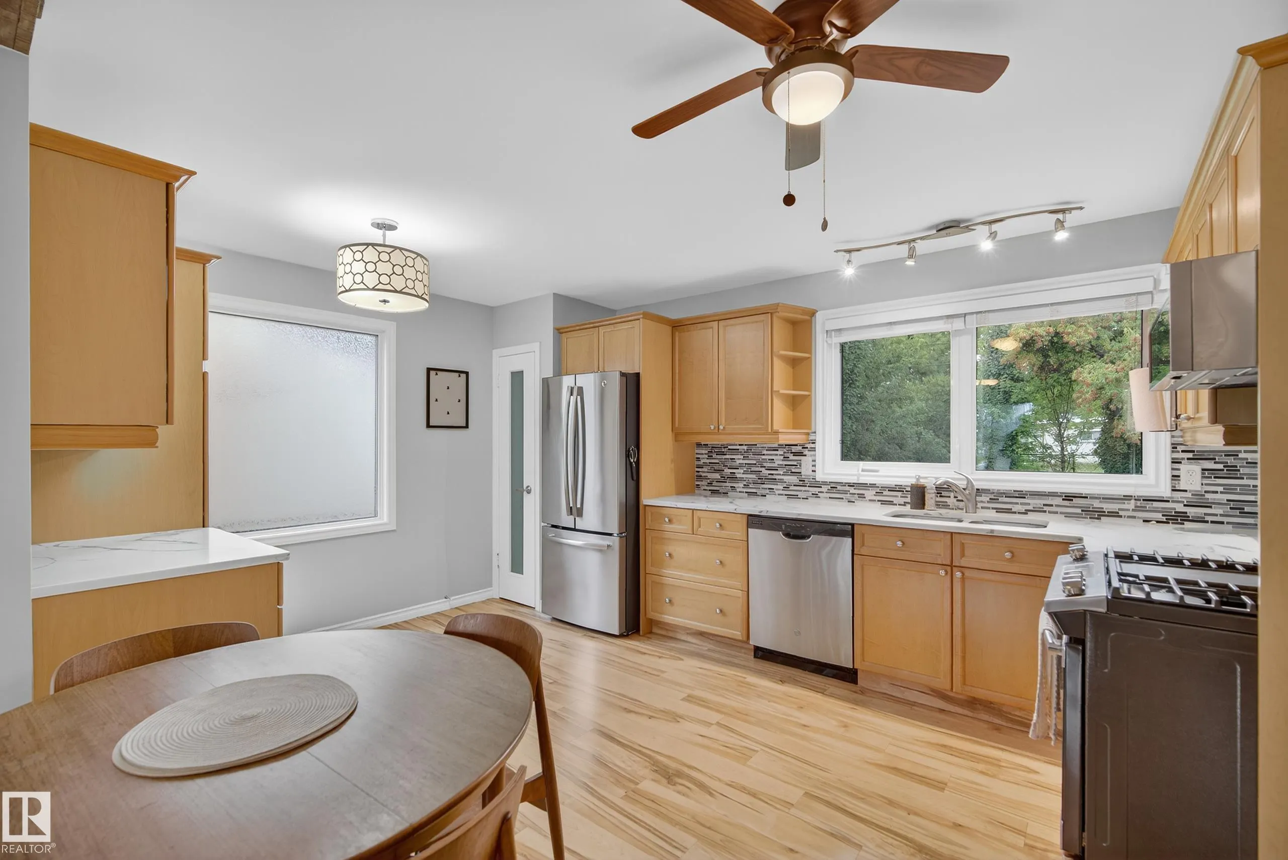 39 SALISBURY Avenue