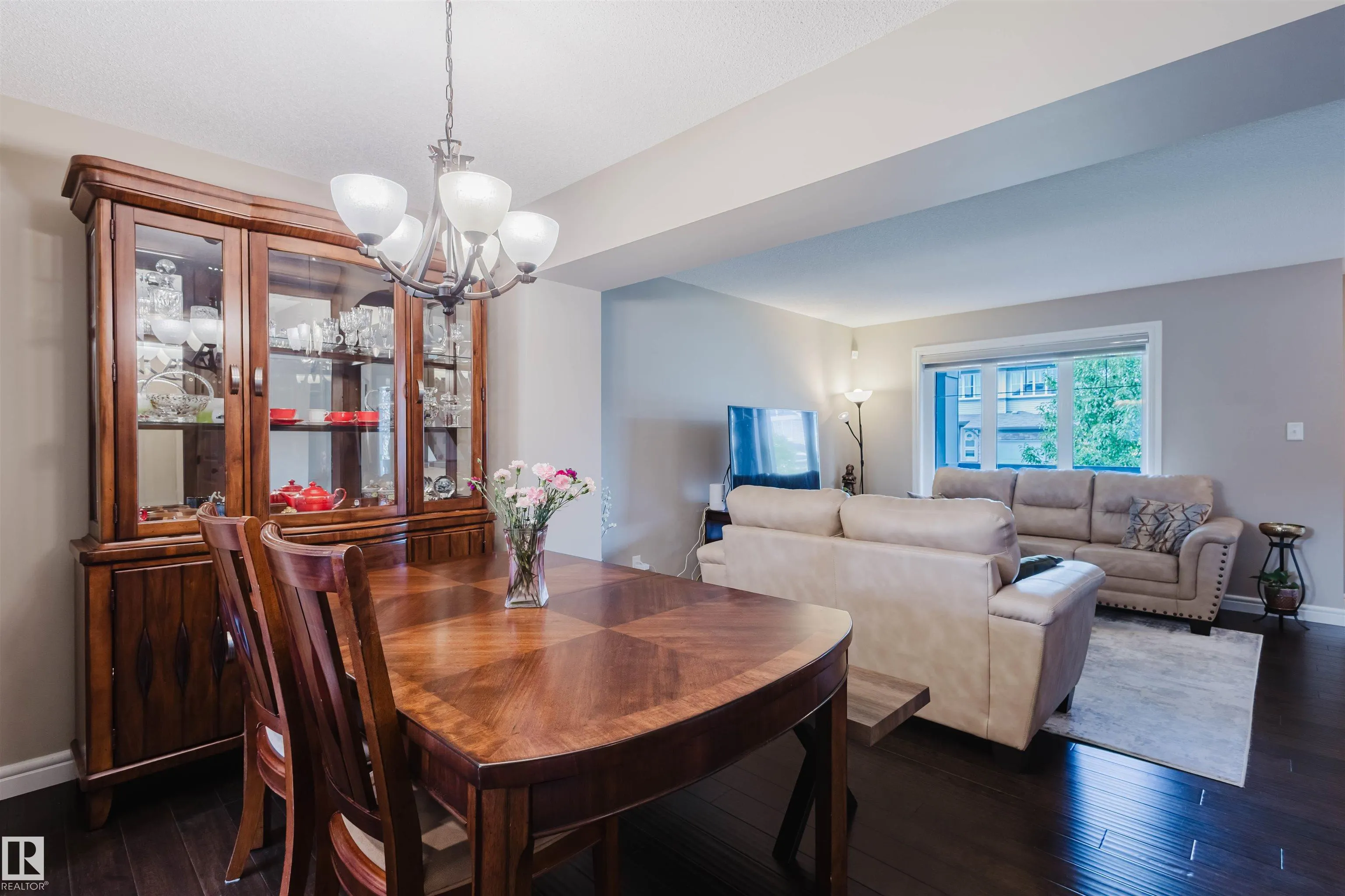 2261 Casey Crescent
