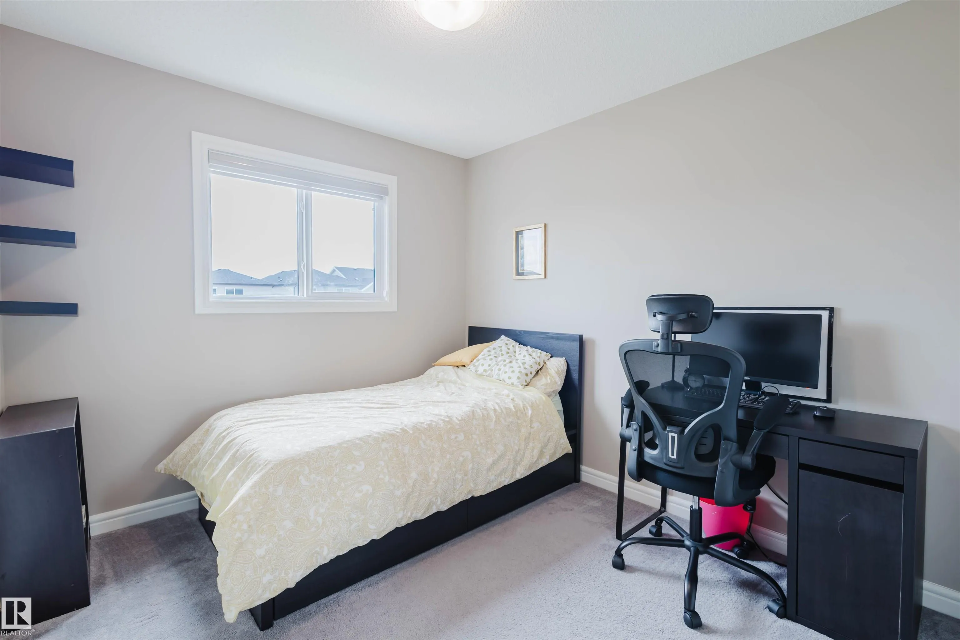 2261 Casey Crescent
