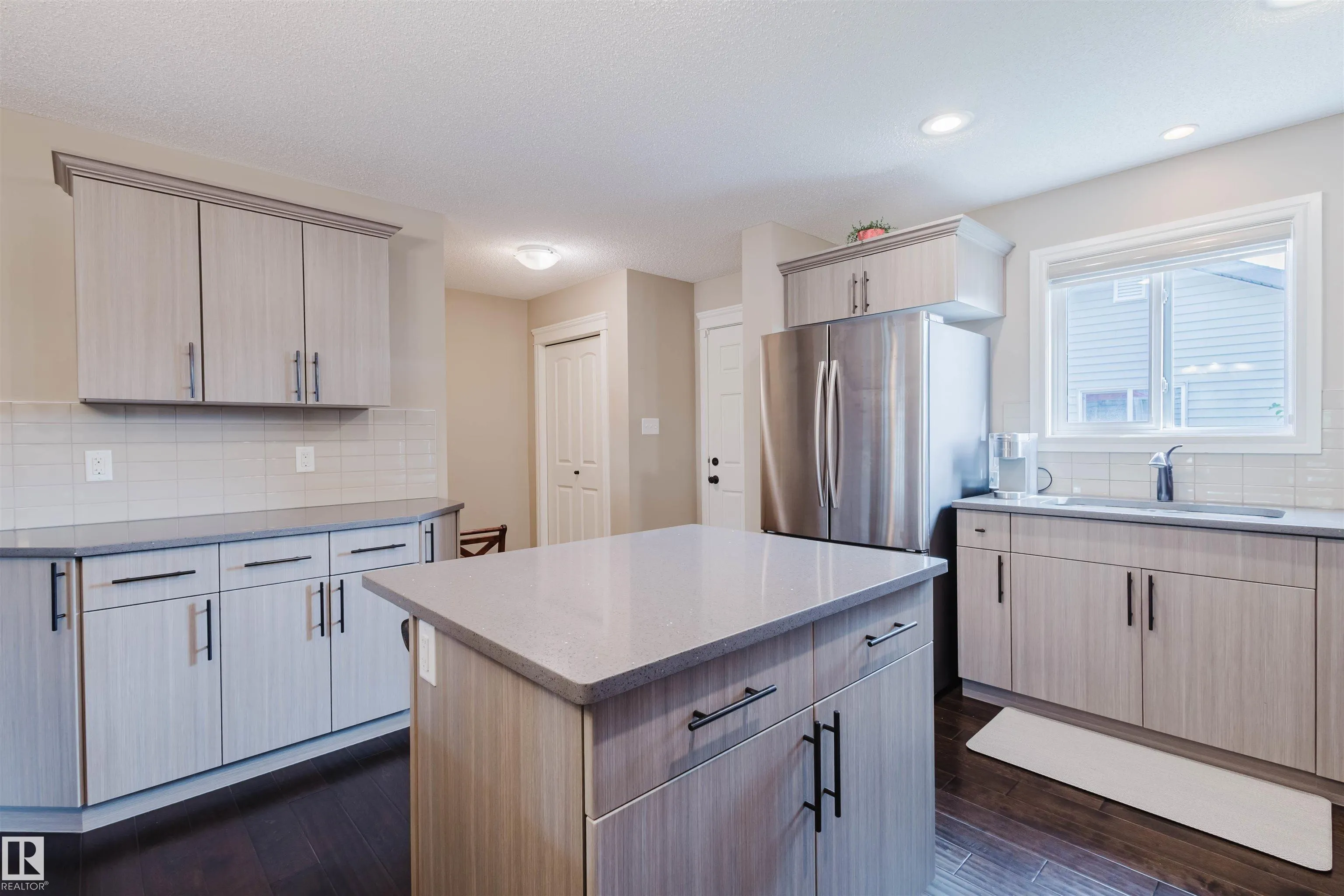2261 Casey Crescent
