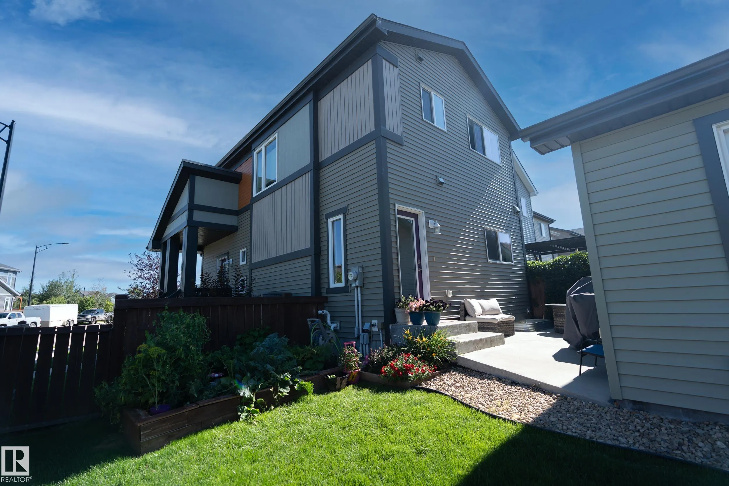 2604 PRICE Common