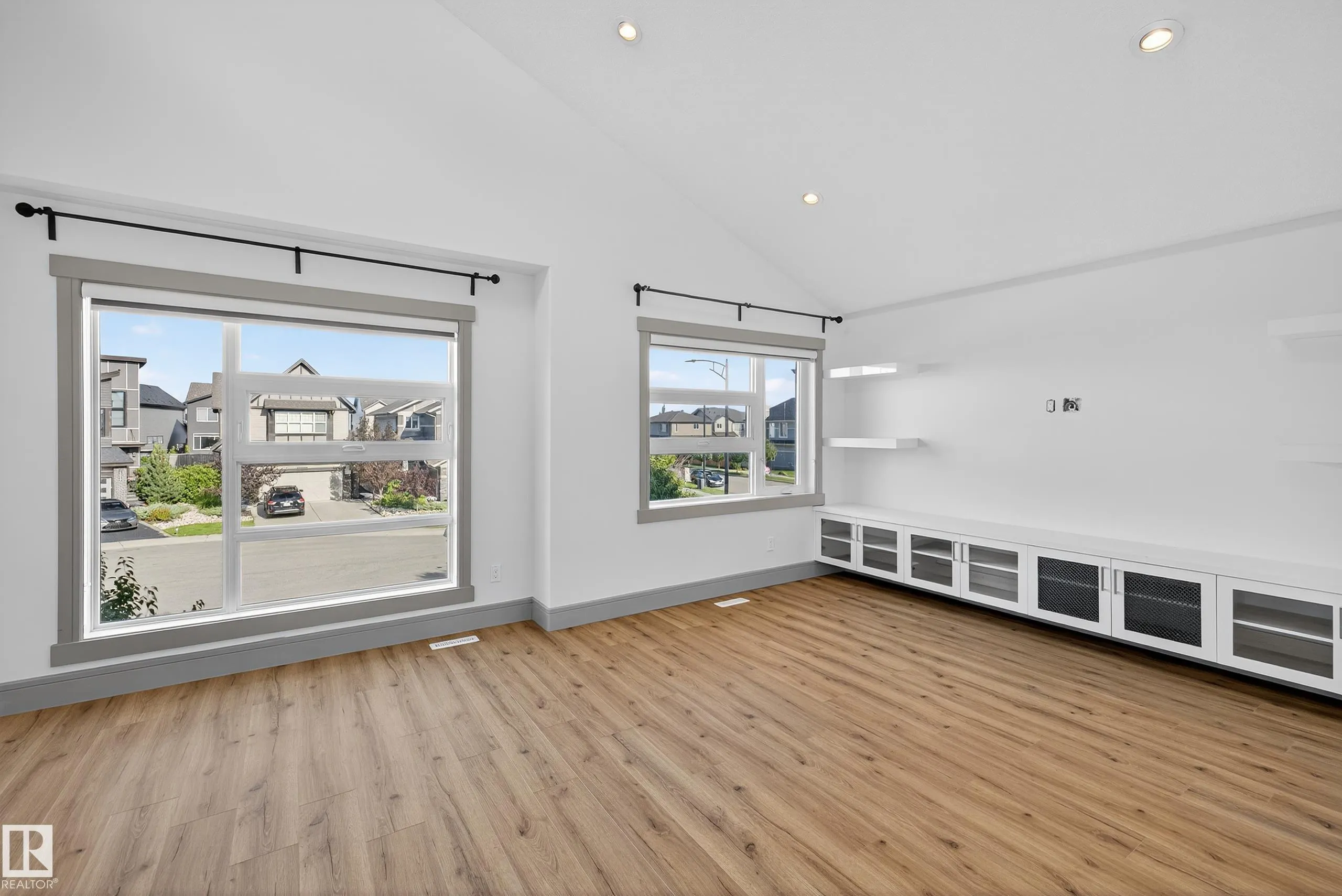 3608 PARKER Close