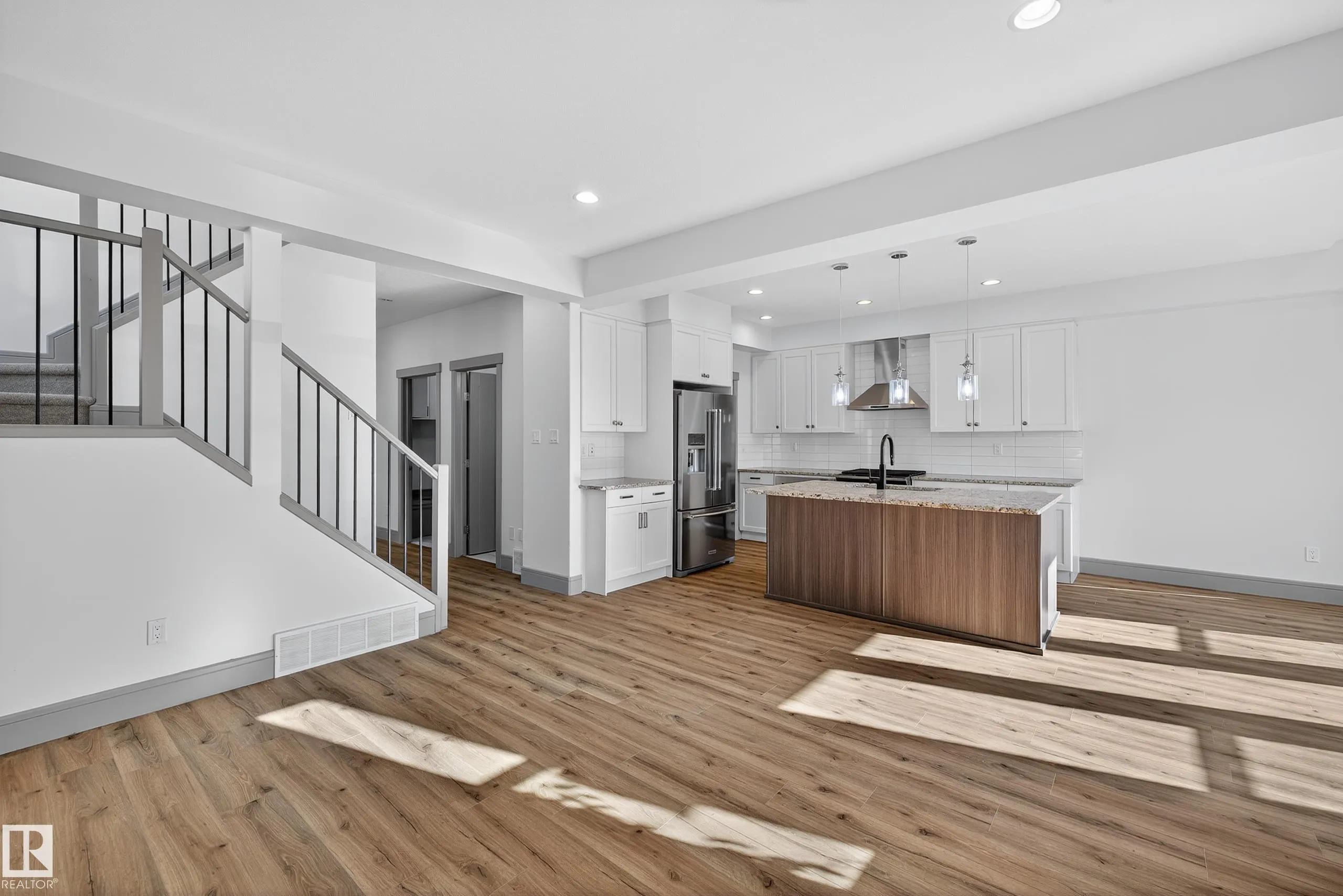 3608 PARKER Close