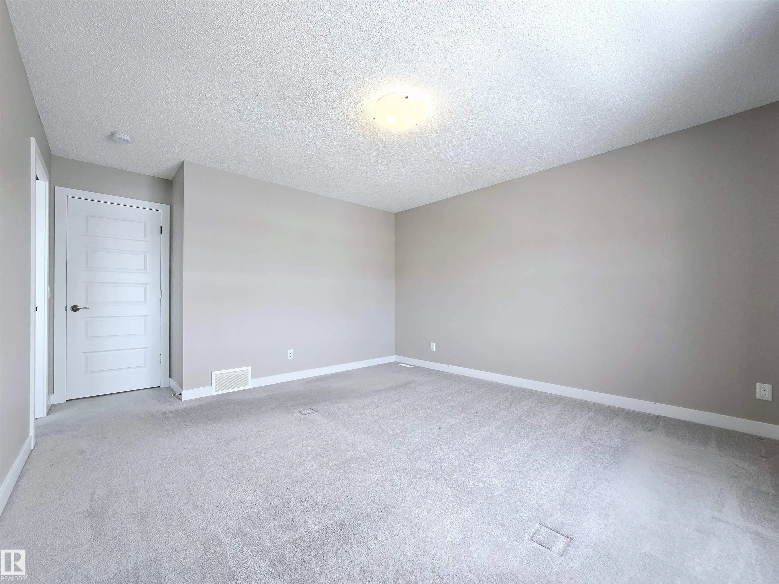 5441 Allbright Square