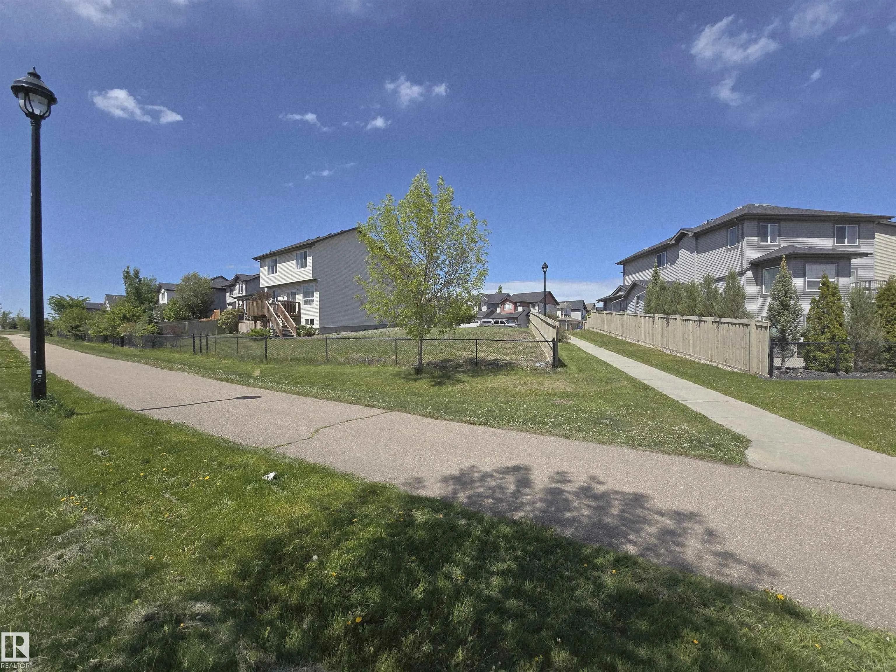 5441 Allbright Square